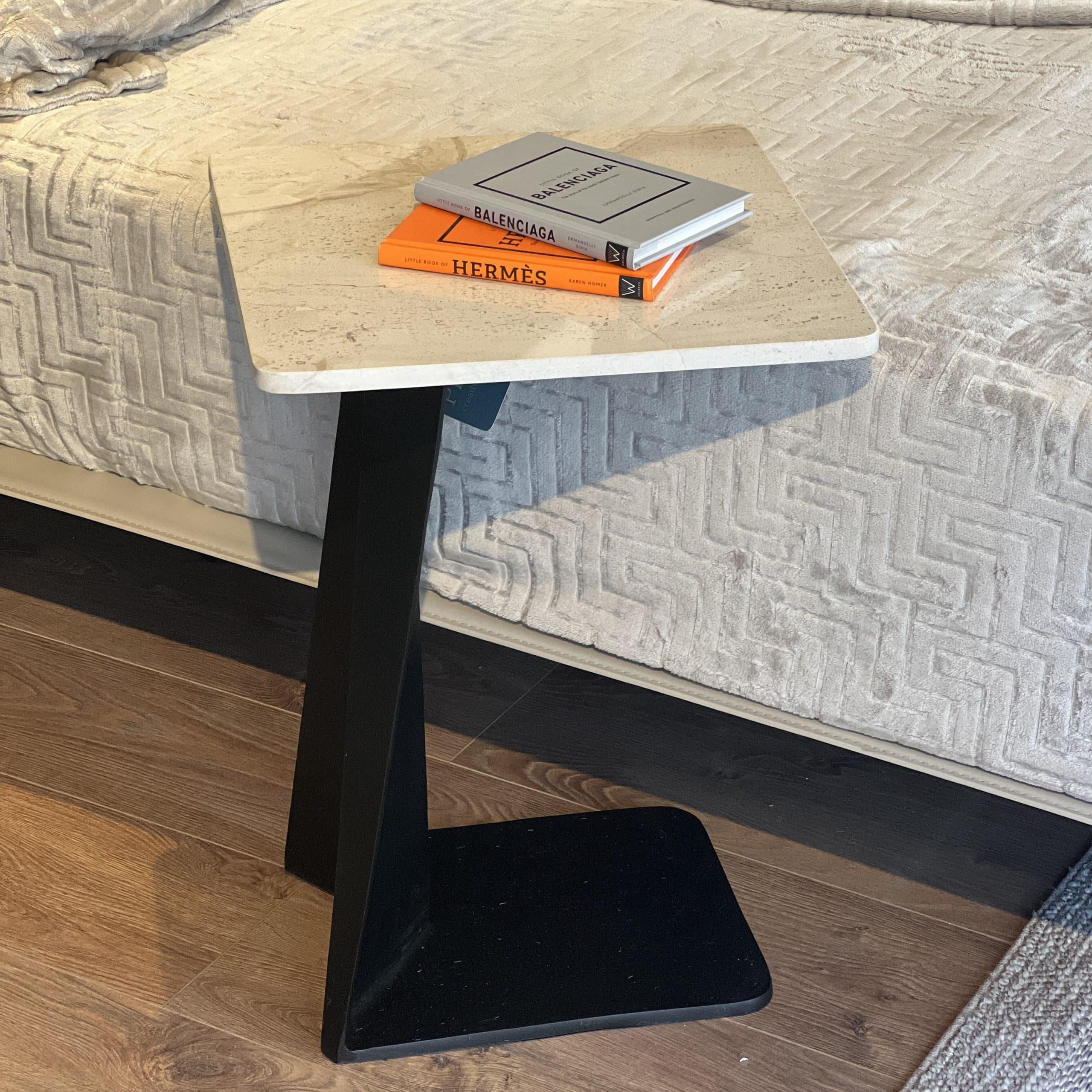 נשכן שולחן בראס מרבל ולנטינו