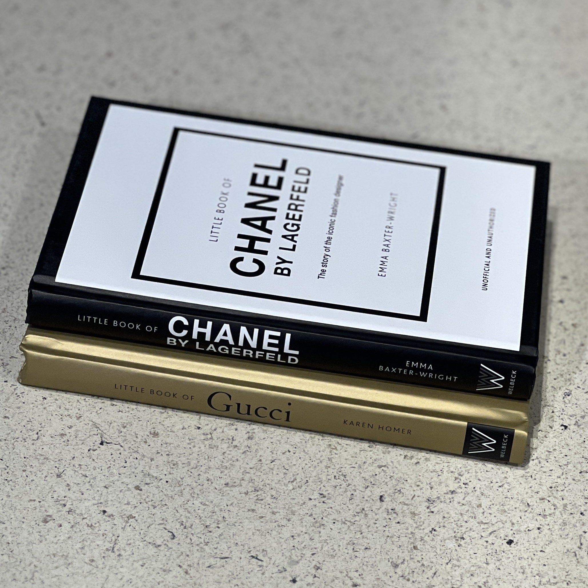 ספר מותג ספר מותג