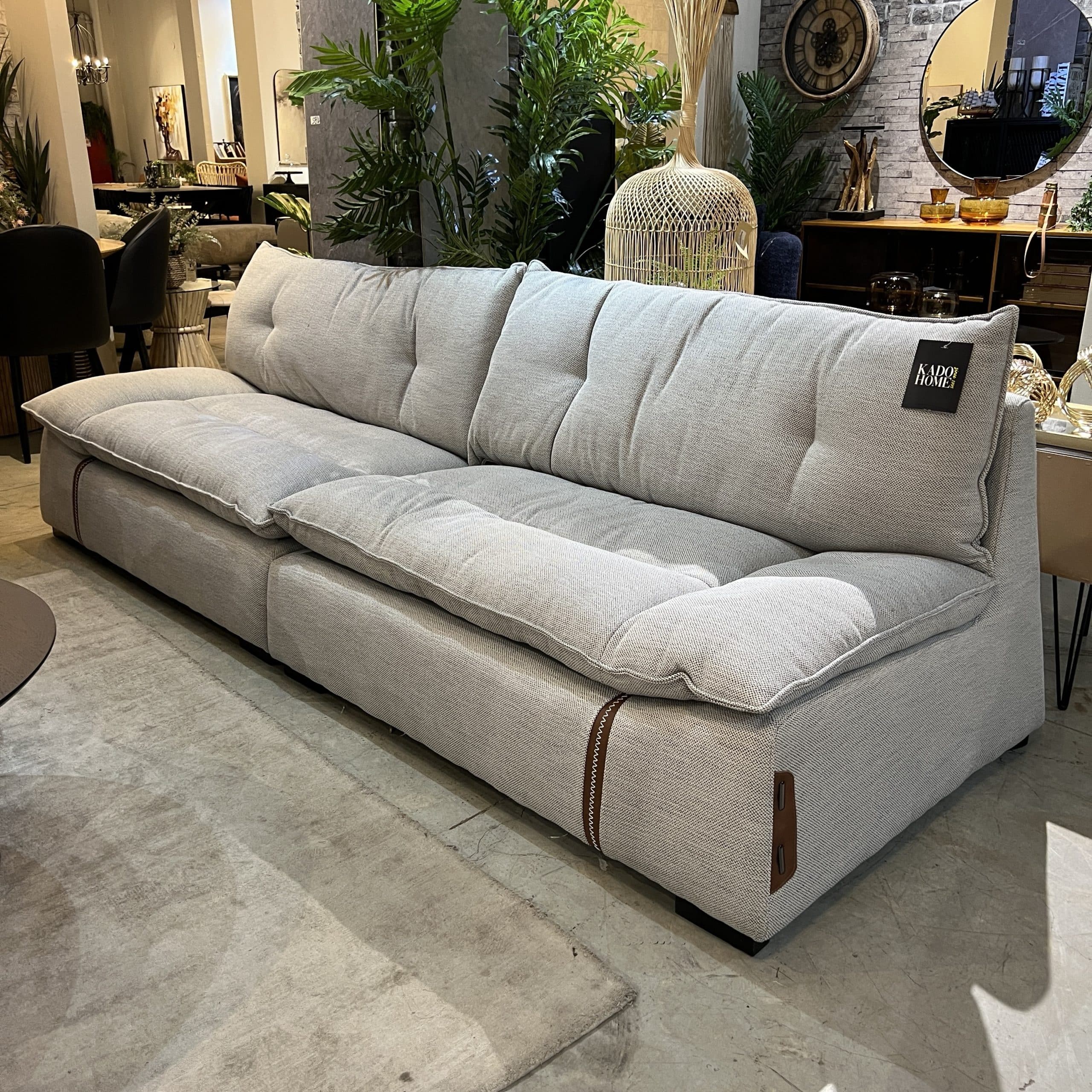 ספה והדום ורונה אריג אפור דגם סופיטל - אחרון מתצוגה! ספה והדום ורונה אריג אפור דגם סופיטל - אחרון מתצוגה!