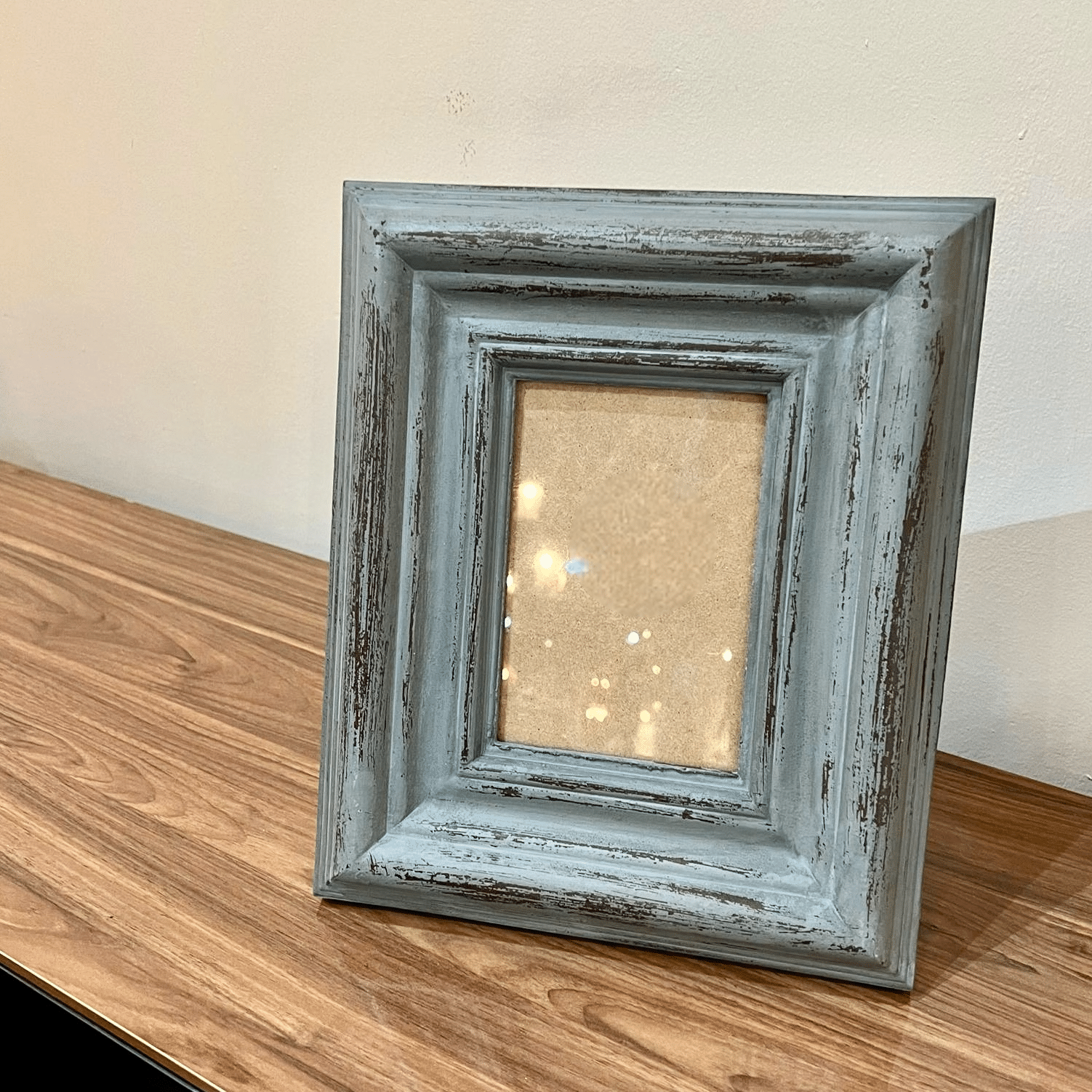 מסגרת לתמונה ווש תכלת 13/18 דגם איקו- SALE! מסגרת לתמונה ווש תכלת 13/18 דגם איקו- SALE!