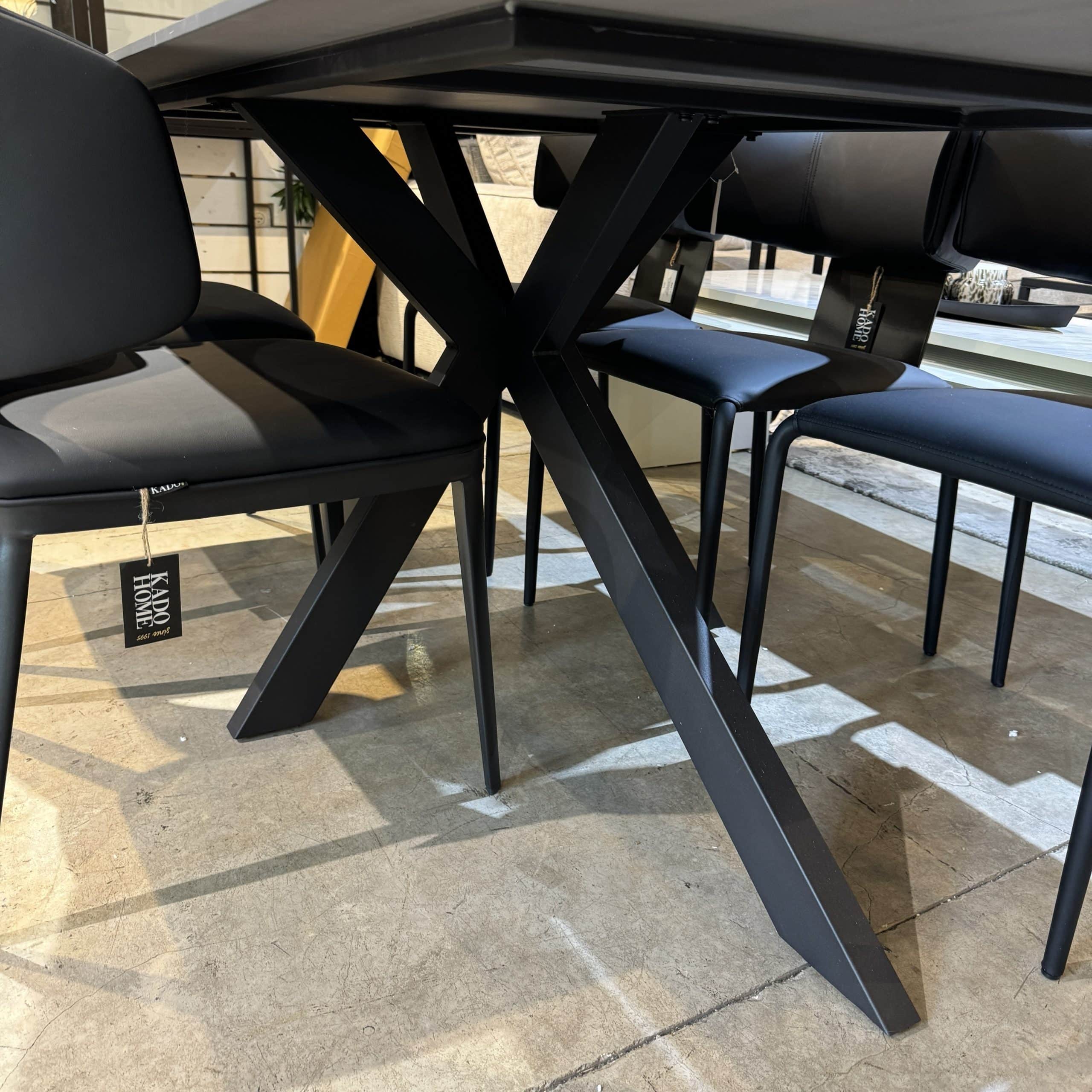 שולחן פינת אוכל פורצלן שחור מאט דגם לאקי SALE