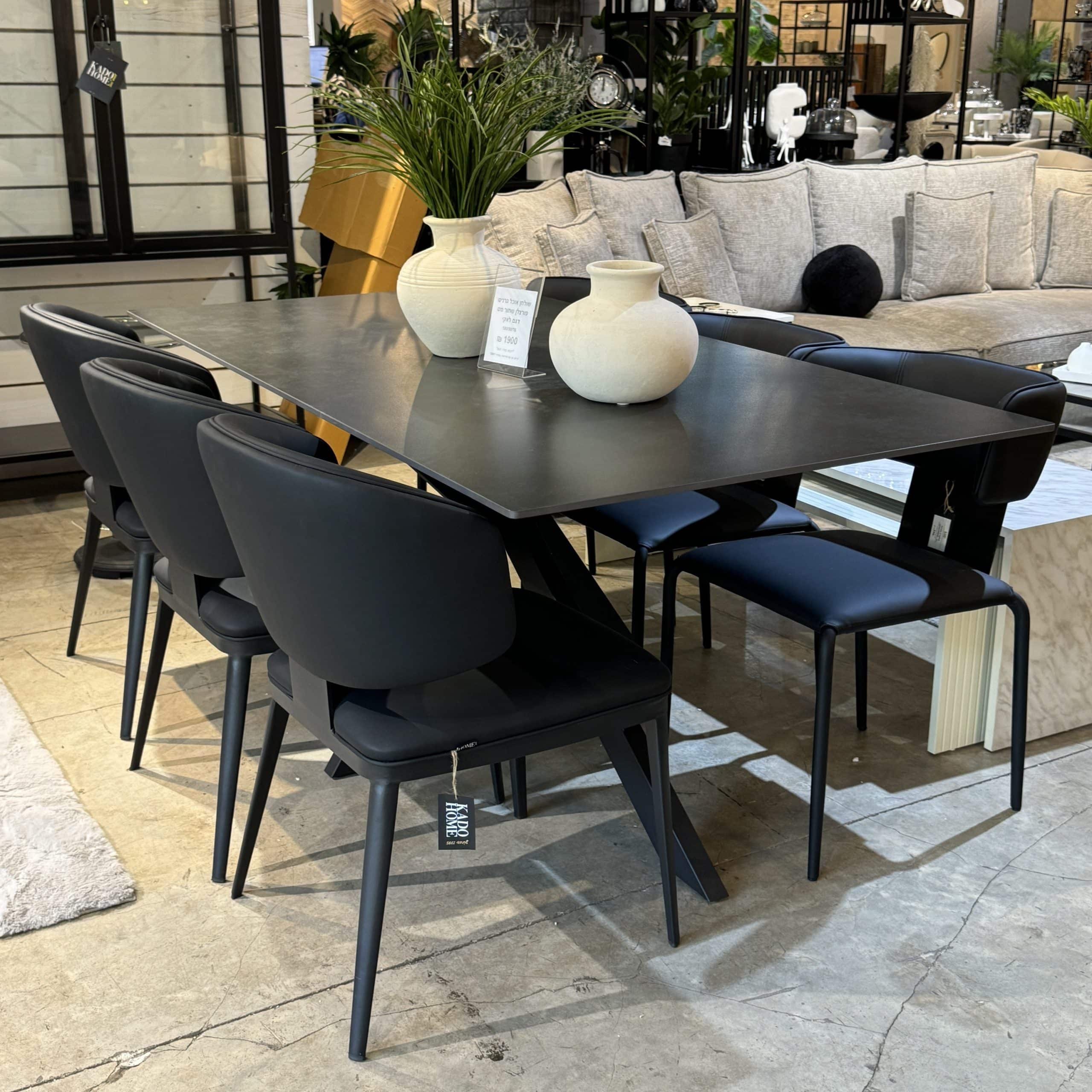 שולחן פינת אוכל פורצלן שחור מאט דגם לאקי SALE
