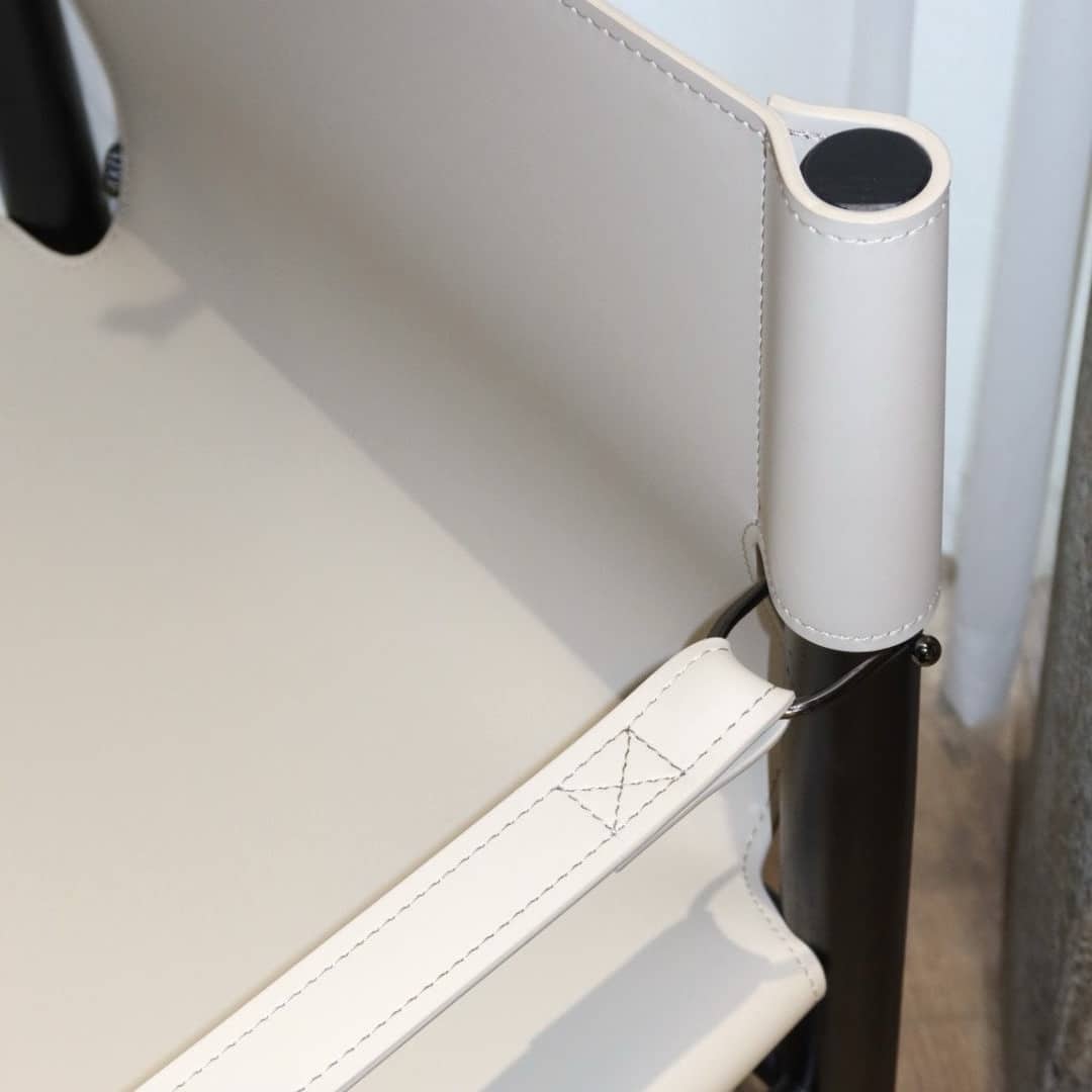 כיסא כורסא אלונסו עור אבן גוף שחור דגם סופיטל כיסא כורסא אלונסו עור אבן גוף שחור דגם סופיטל