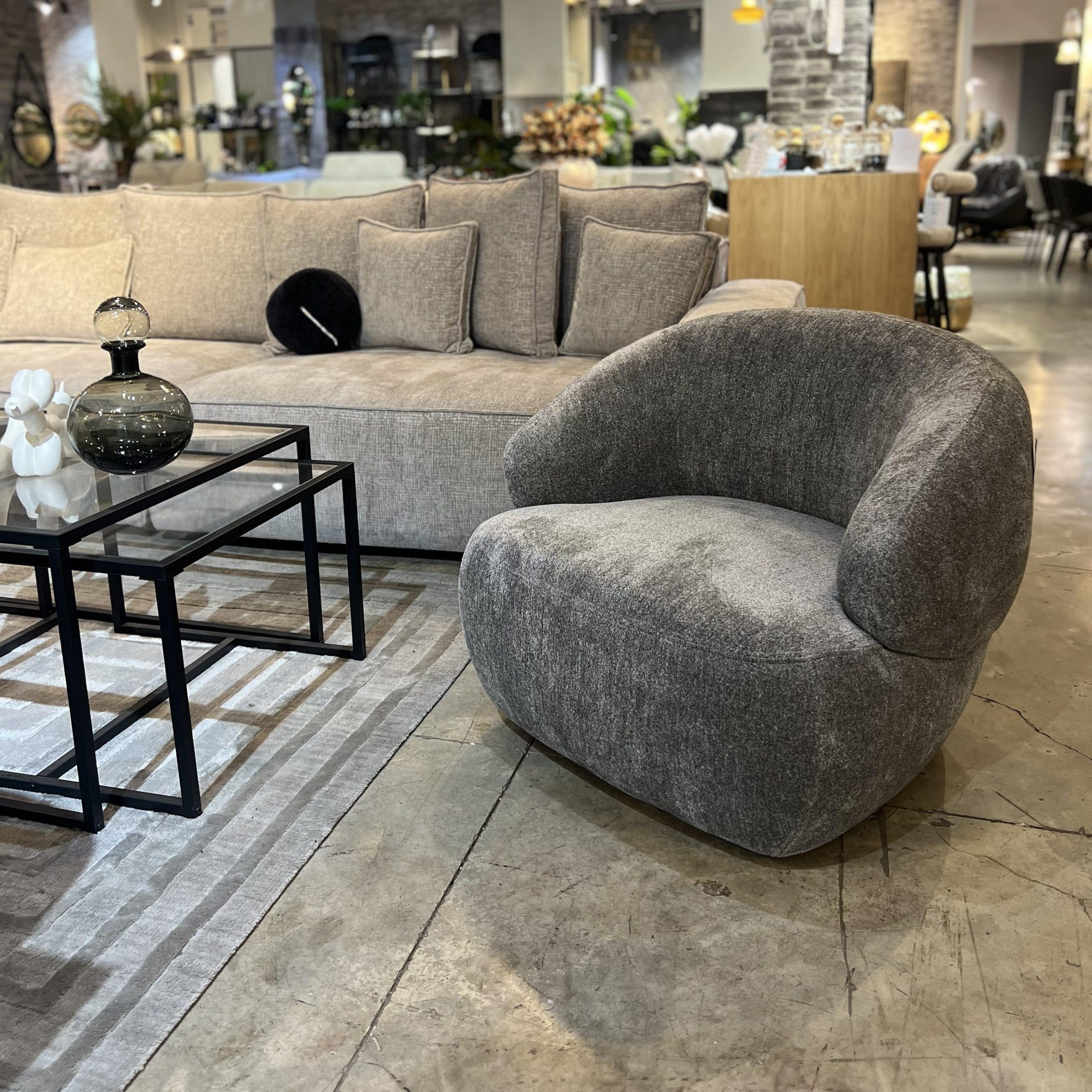 כורסא מסתובבת אריג אפור כהה דגם ביל- אחרונה במלאי! כורסא מסתובבת אריג אפור כהה דגם ביל- אחרונה במלאי!