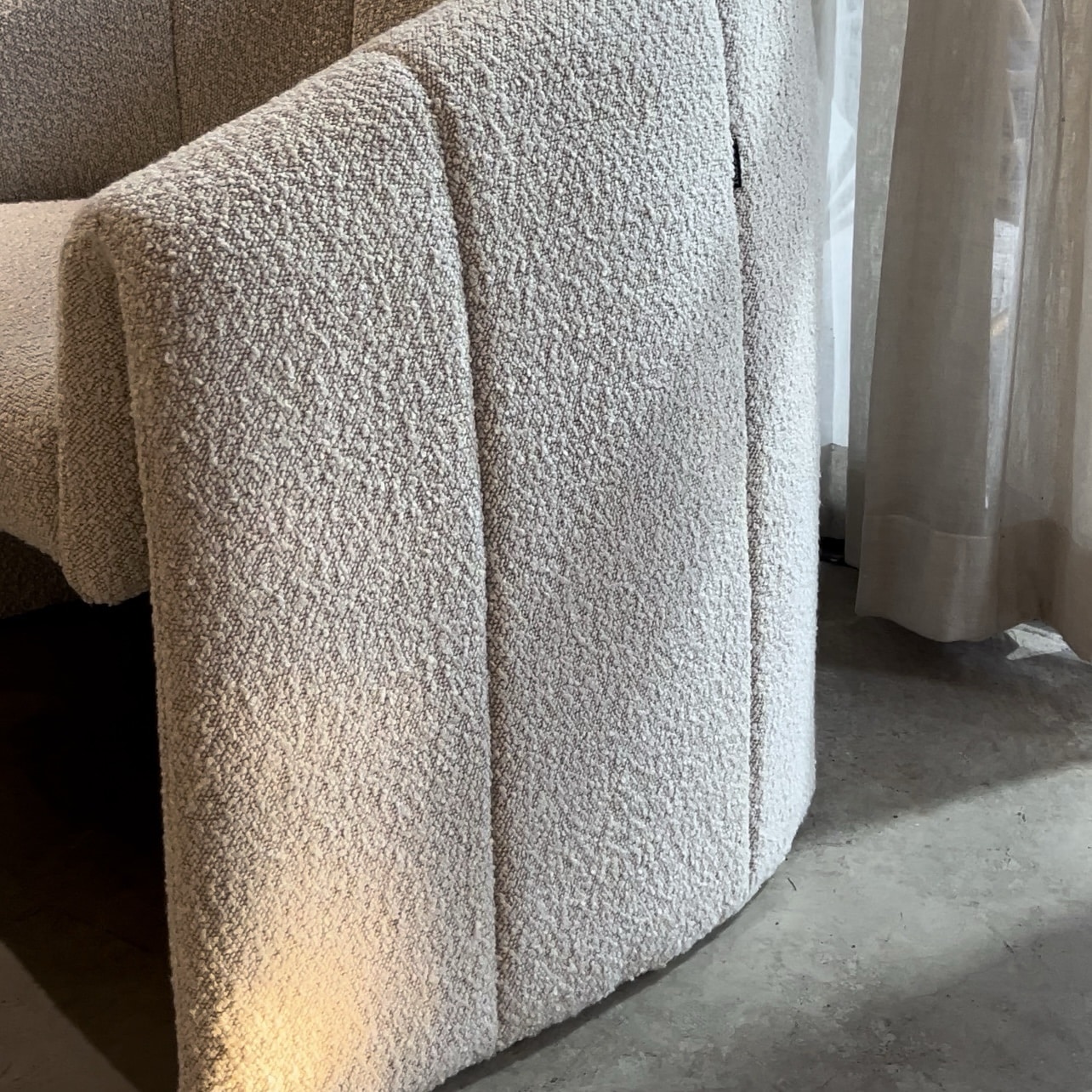 כורסא פרל אפור שמנת דגם ויקי | מבצע חיסול מלאי!