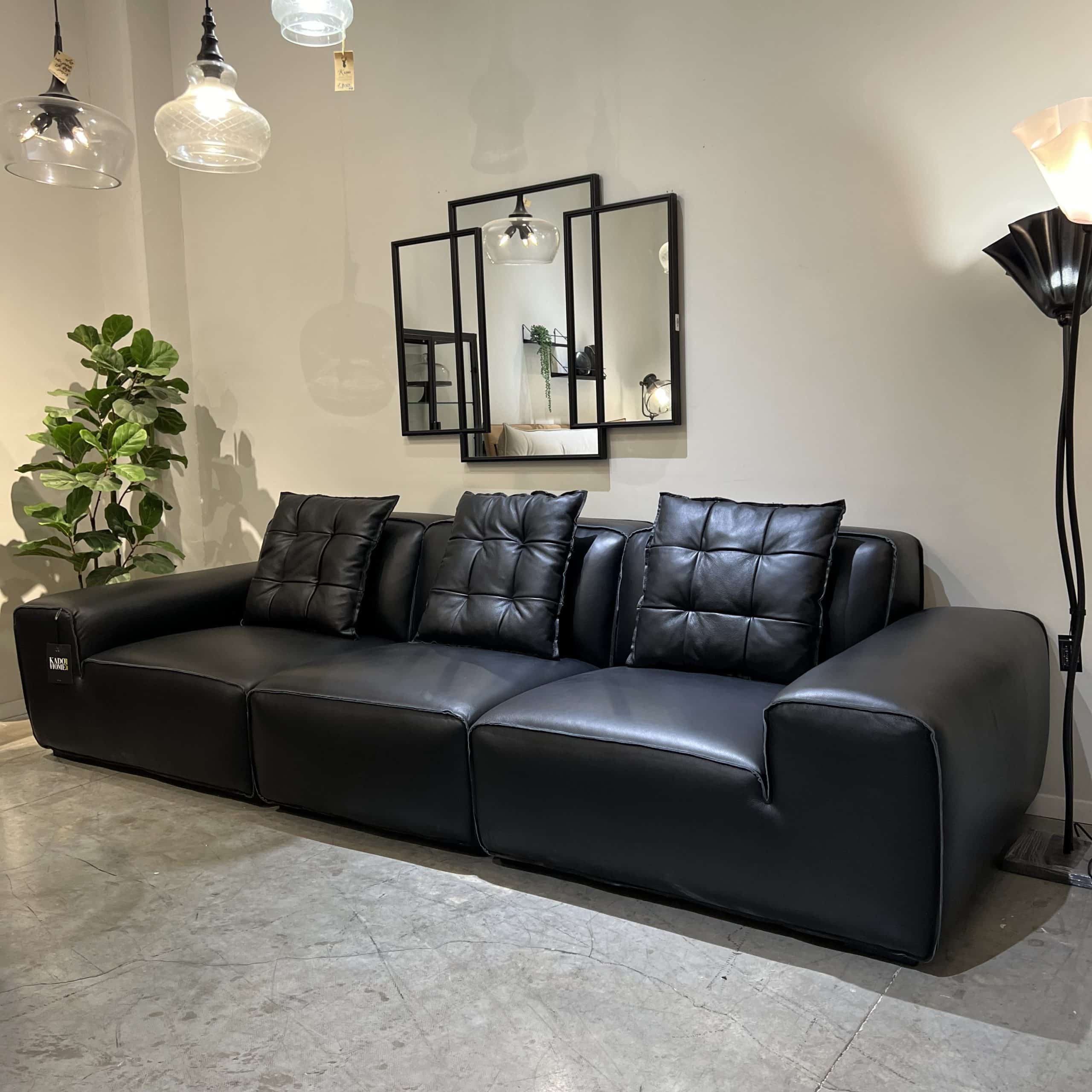 ספת עור יוקרתית שחור קרלוס דגם סופיטל ספת עור יוקרתית שחור קרלוס דגם סופיטל