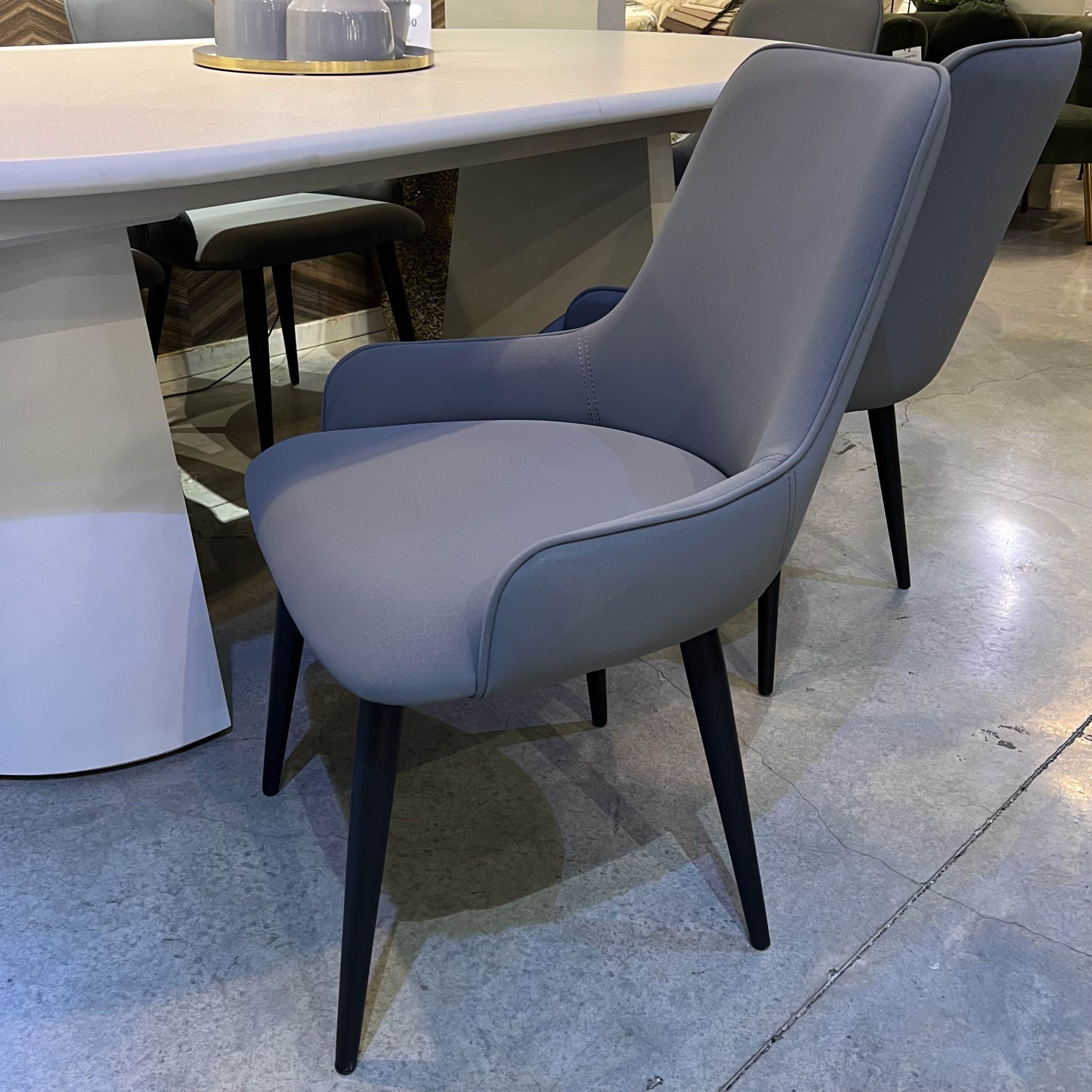 כסא פינת אוכל דגם סיקינו אפור - 4 אחרונים במלאי! כסא פינת אוכל דגם סיקינו אפור - 4 אחרונים במלאי!