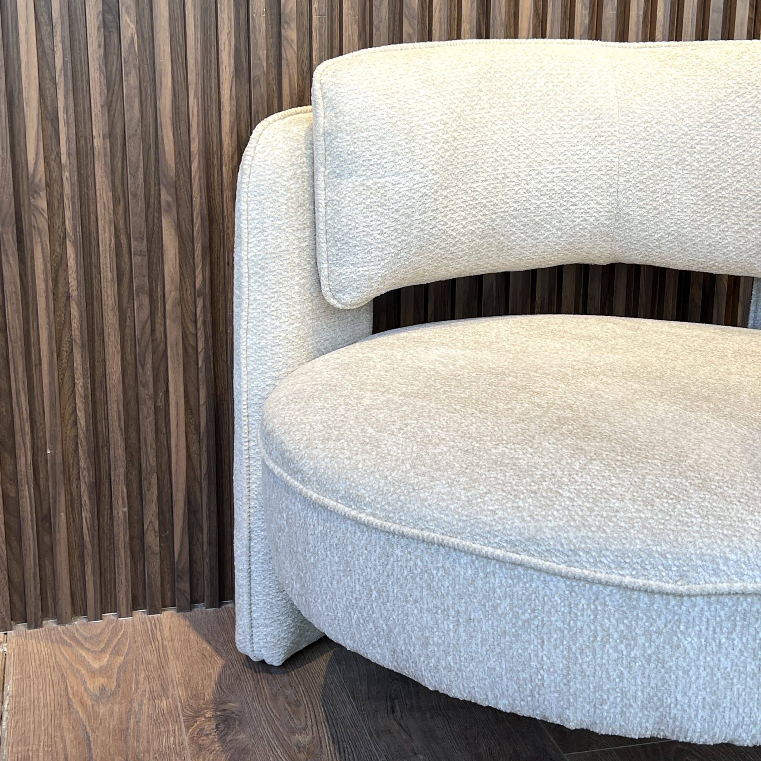 כורסא עגולה בונטון שמנת דגם הארטלי SALE