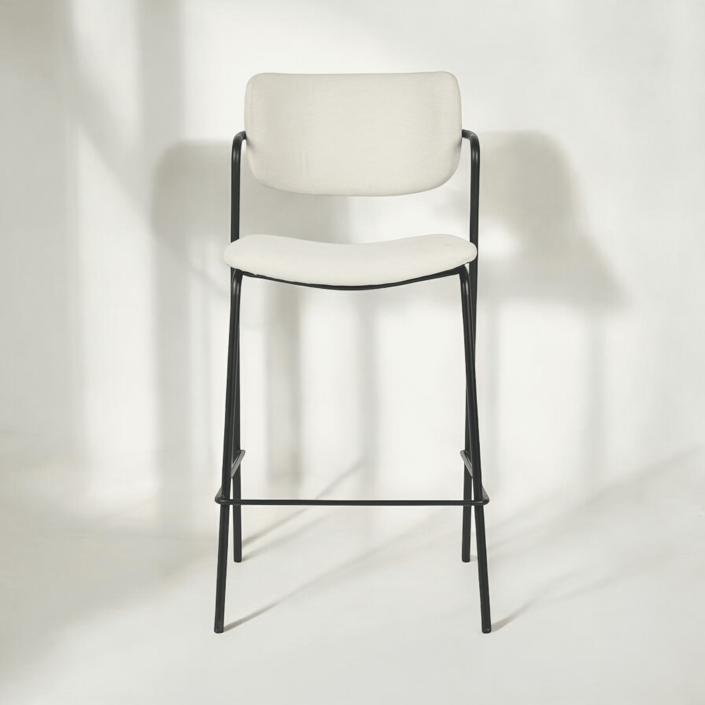 כיסא בר דגם לוסיאן בד אריג שמנת  - 3 יחידות אחרונות במלאי!