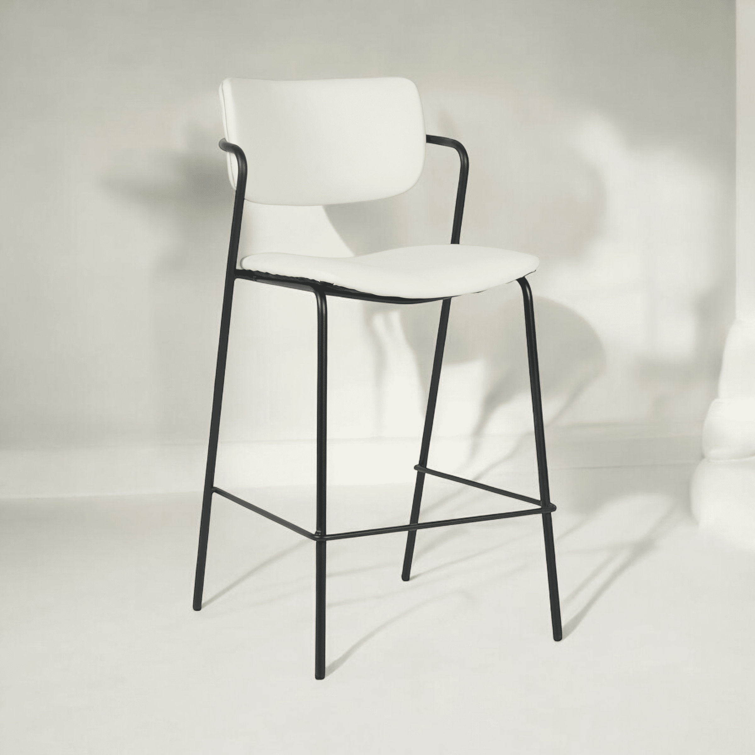 כיסא בר דגם לוסיאן בד דמוי עור שמנת - SALE - אחרון במלאי!