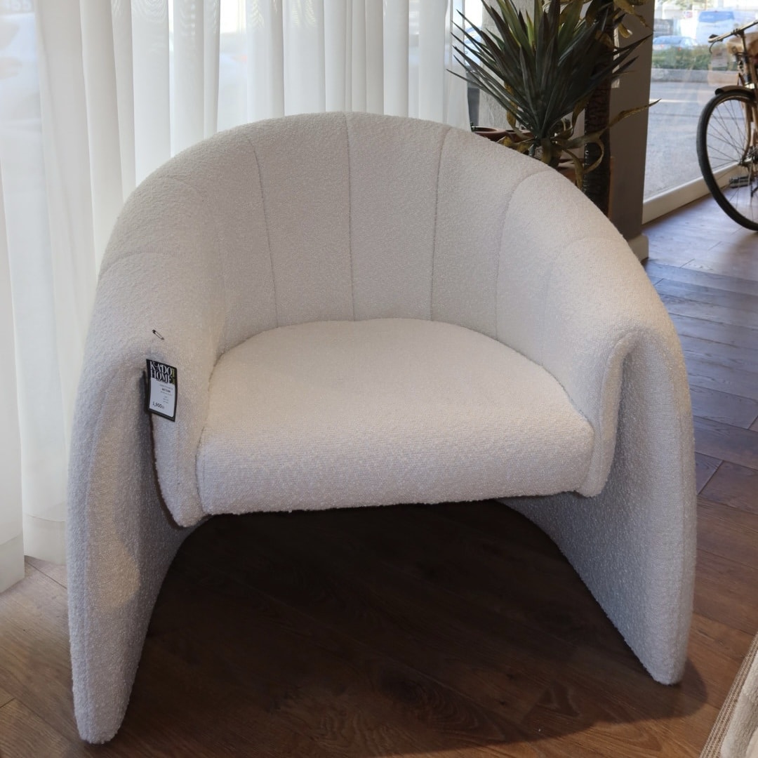 כורסא פרל שמנת דגם ויקי | מבצע חיסול מלאי! כורסא פרל שמנת דגם ויקי | מבצע חיסול מלאי!