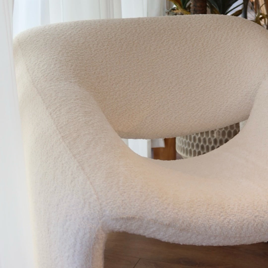 כורסא מילי בוקלה שמנת דגם ויקי | במבצע חיסול מלאי!