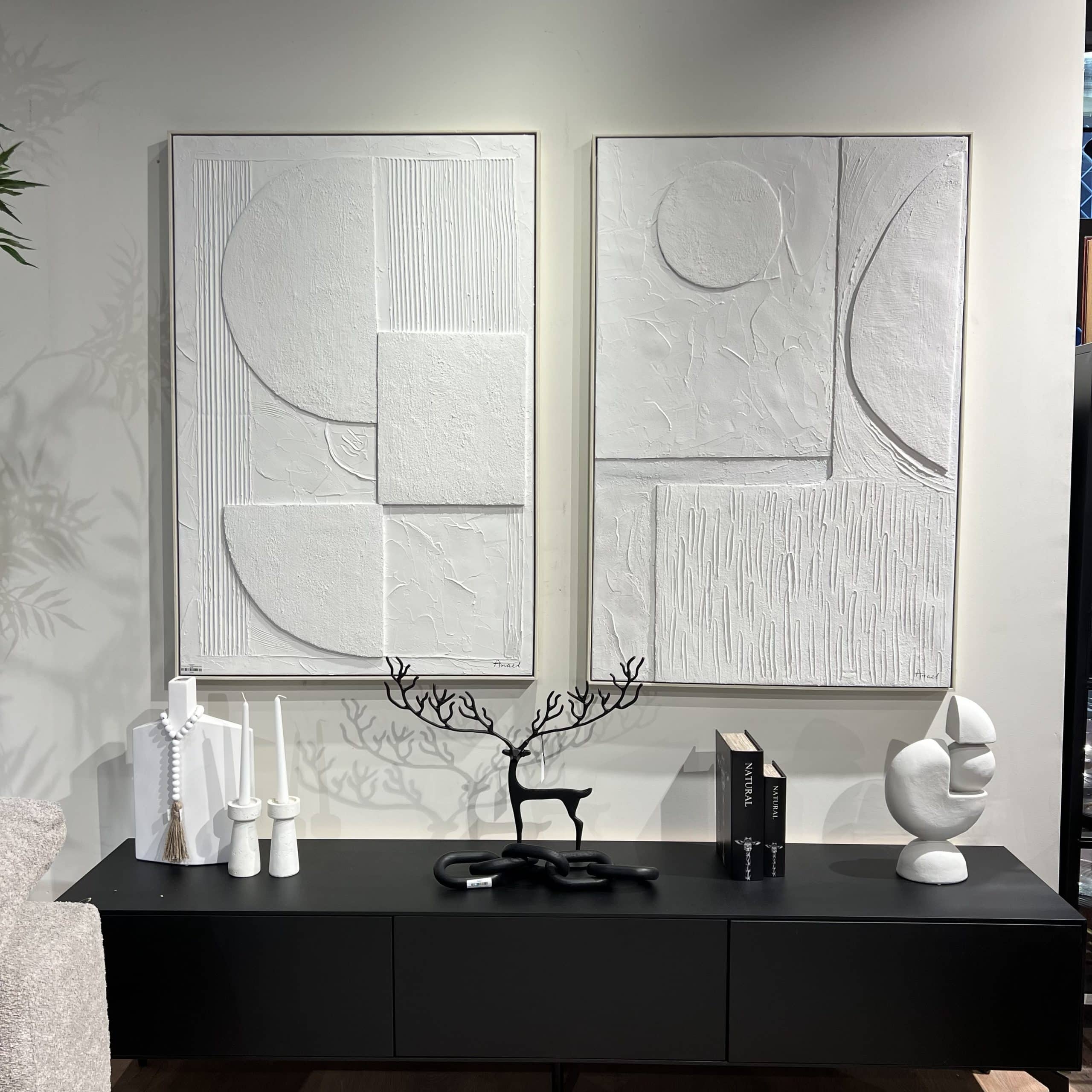 תמונה עבודת יד תבליט לבן דגם אנאל