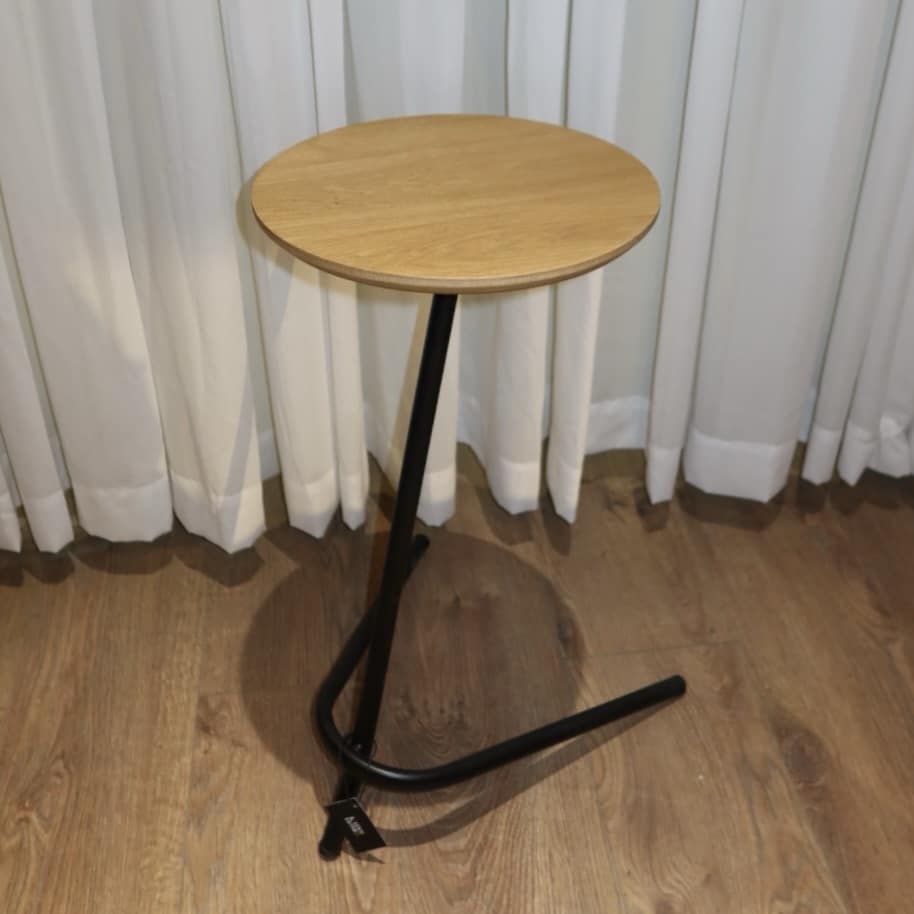 נשכן עגול רגל Y אלון טבעי נשכן עגול רגל Y אלון טבעי