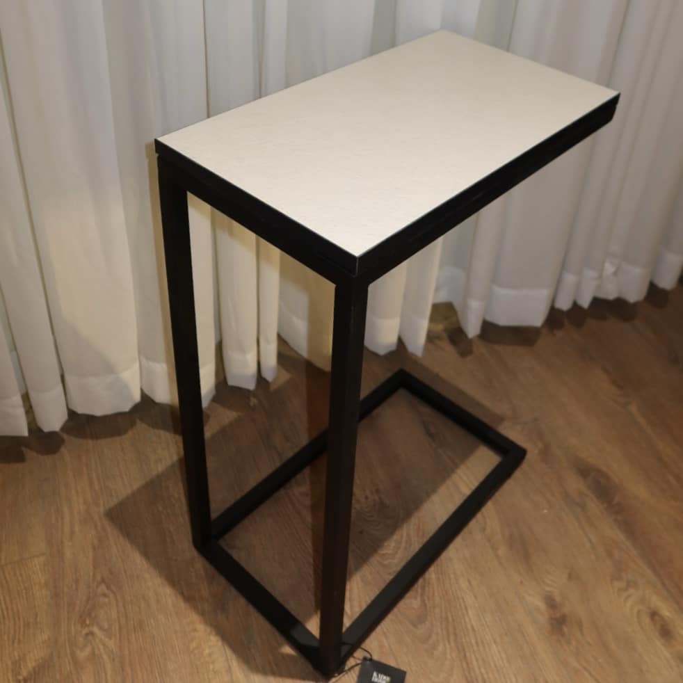 נשכן מלבני פורמייקה אבן טרוורטין רגל ברזל נשכן מלבני פורמייקה אבן טרוורטין רגל ברזל