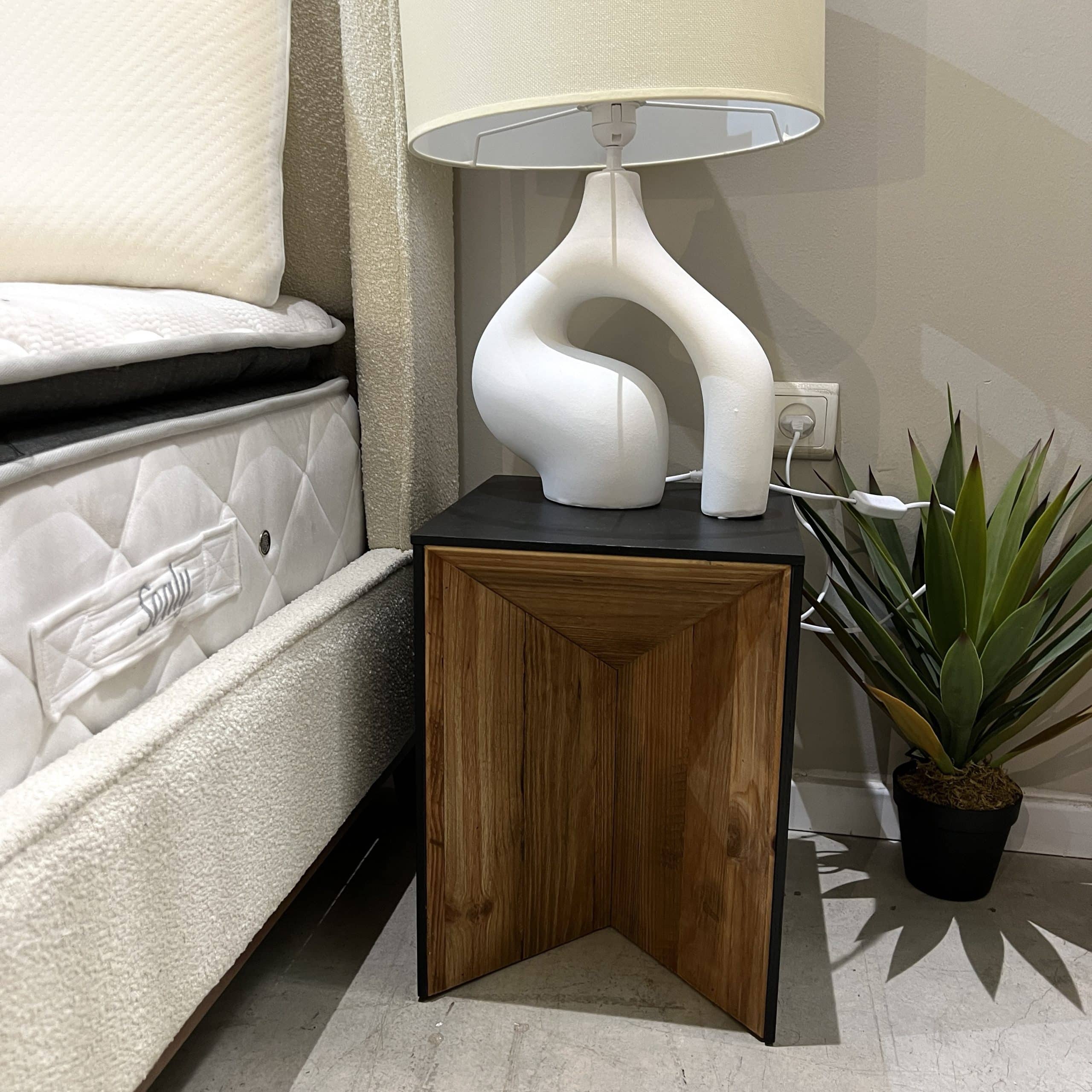 שולחן צד דגם לואי