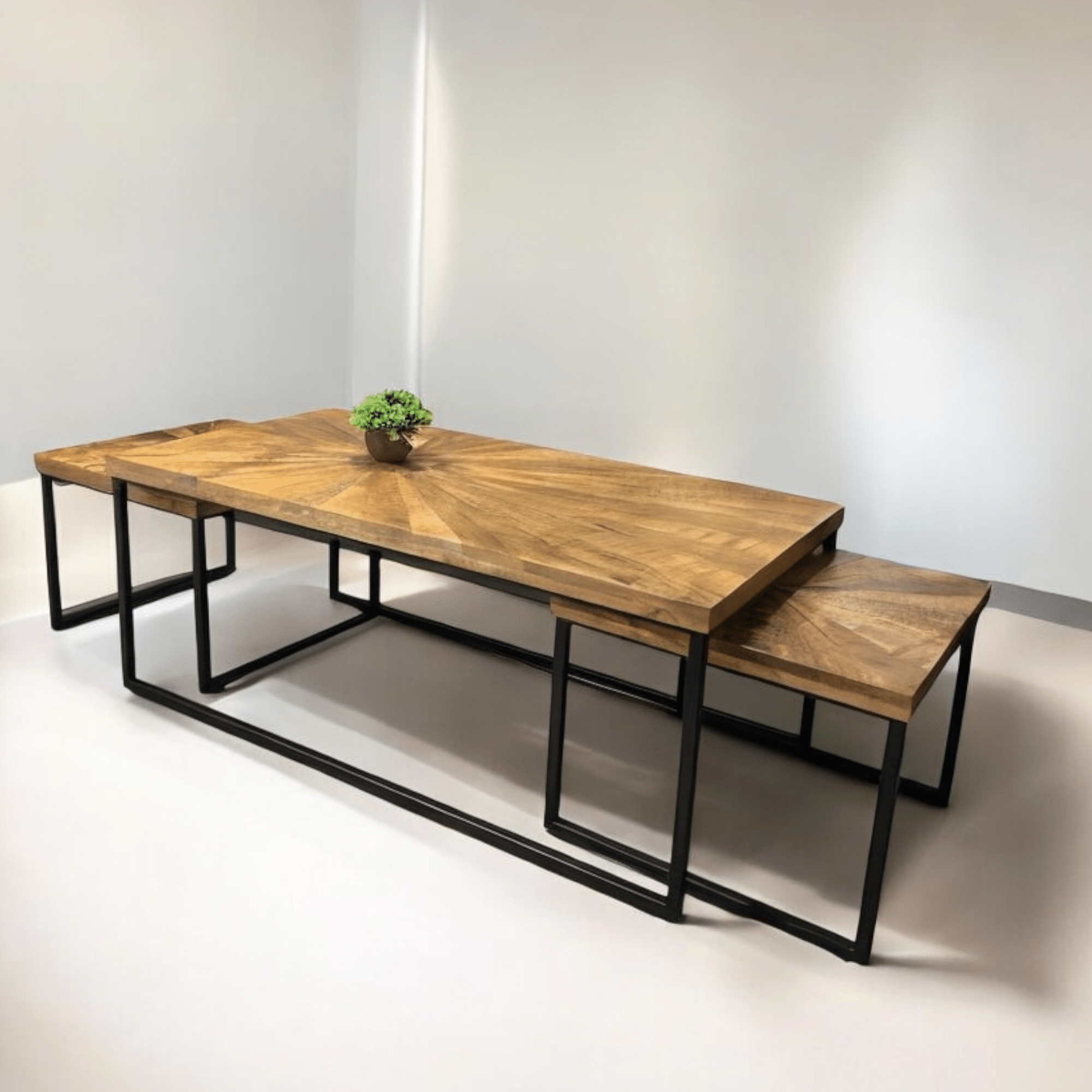 סט 3 שולחנות סלון עץ שמש רגליים ברזל שחור דגם סוניל סט 3 שולחנות סלון עץ שמש רגליים ברזל שחור דגם סוניל