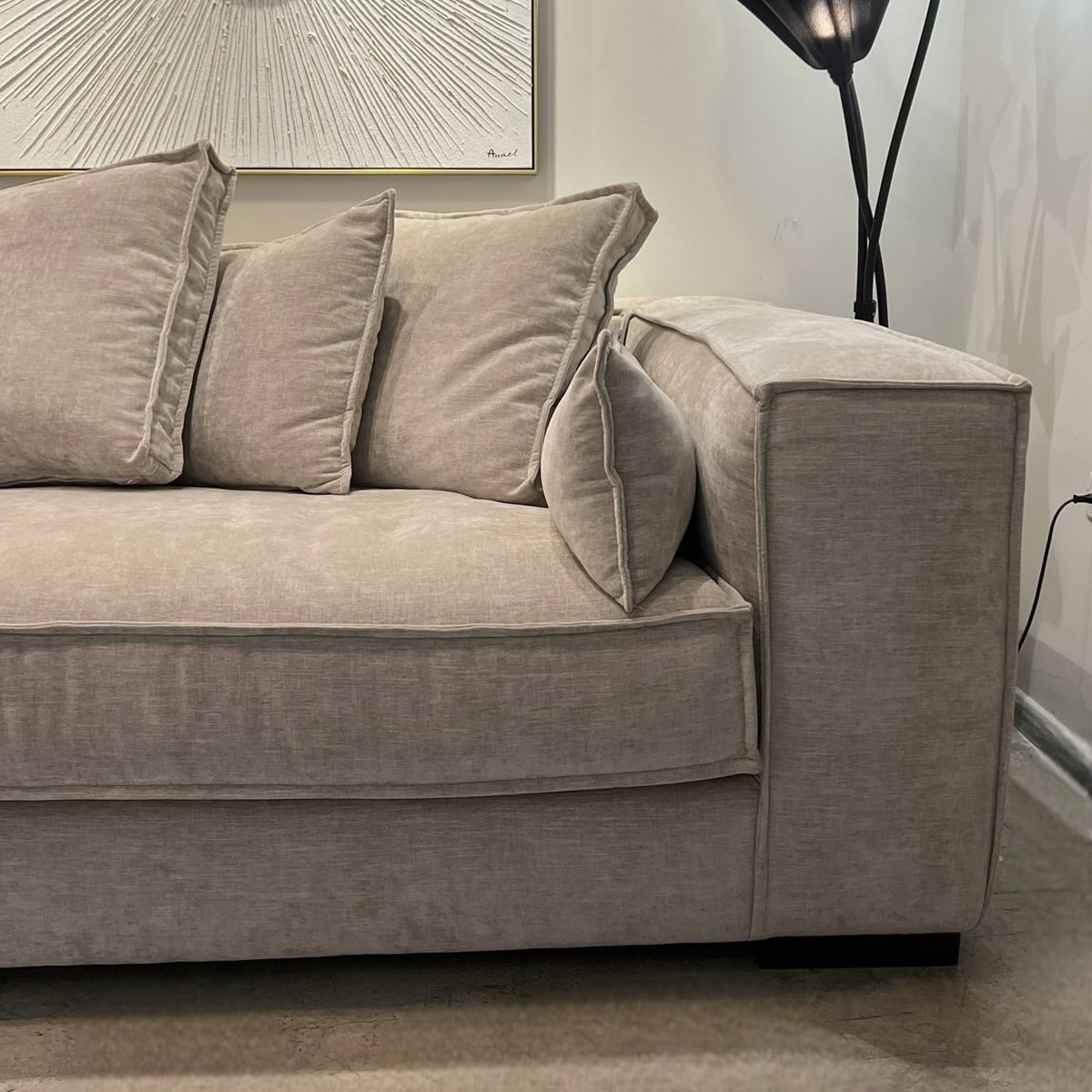 ספה מעוצבת דגם בומבה | בעיצוב אישי ספה מעוצבת דגם בומבה | בעיצוב אישי