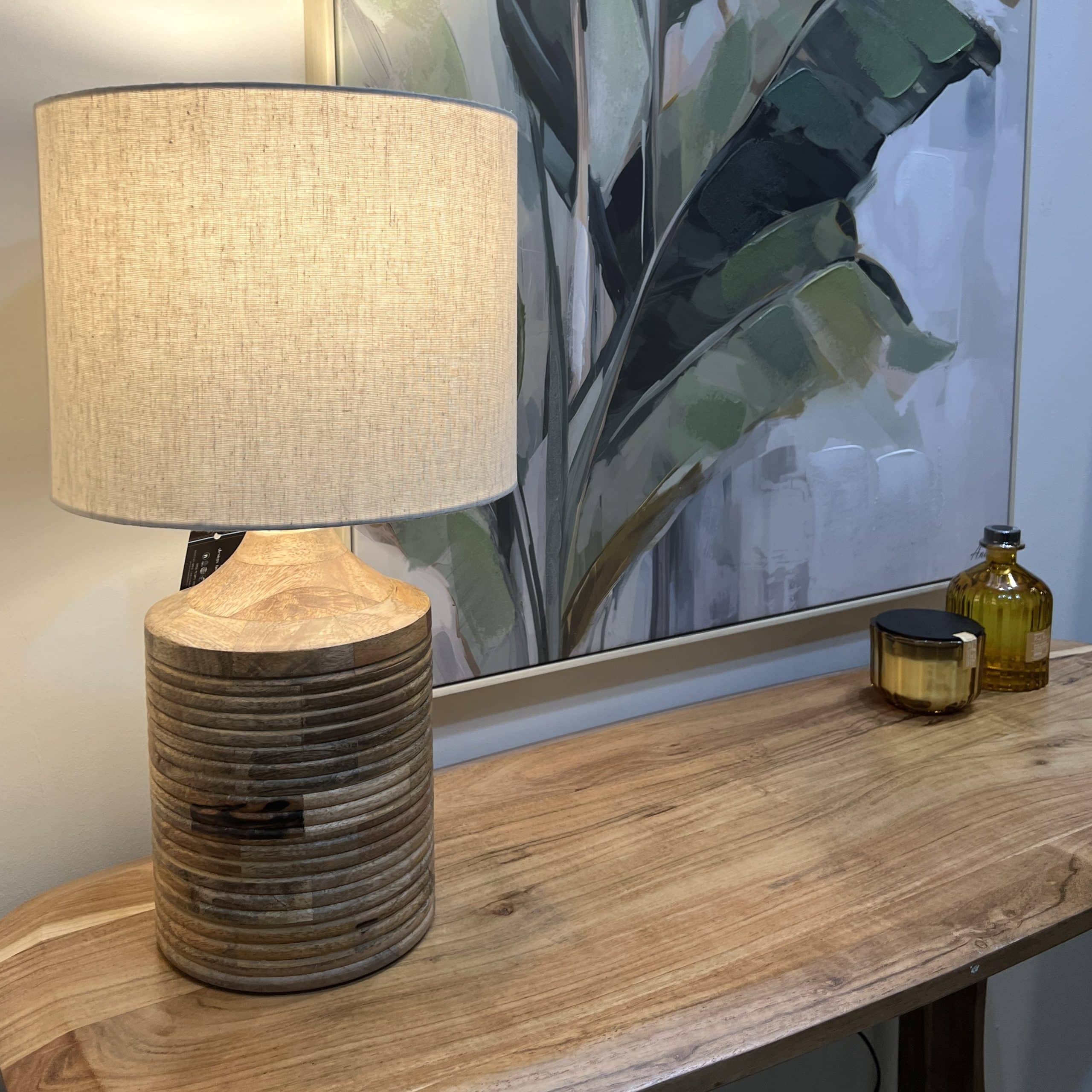 מנורה נטורל ווד בסיס ישר גבוהה דגם שאנטי מנורה נטורל ווד בסיס ישר גבוהה דגם שאנטי