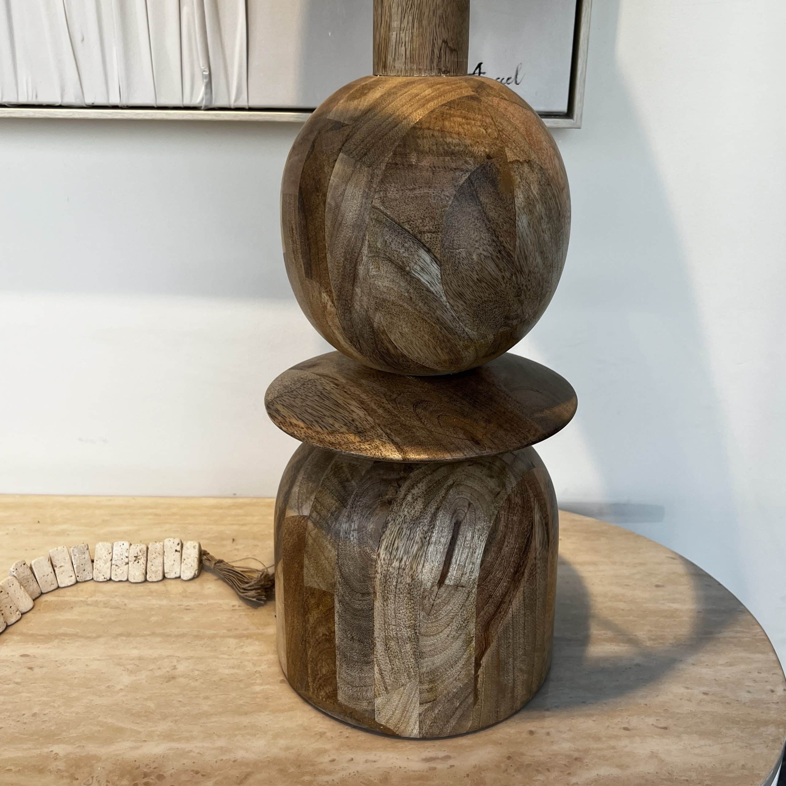 מנורה ווד בול מעוצבת גבוהה דגם שאנטי