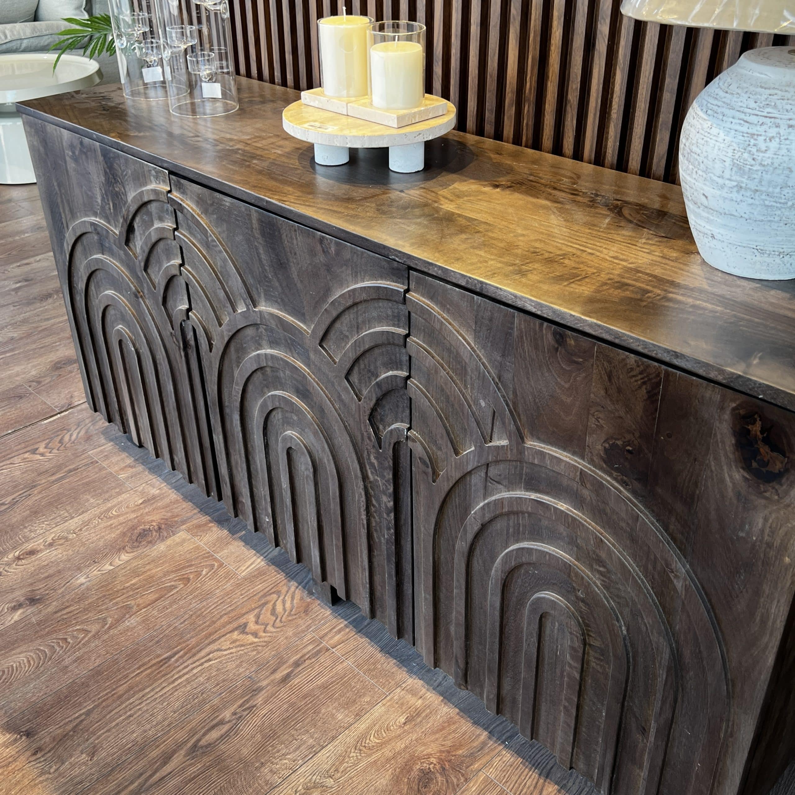 קומודה מנגו ווד פרינסס שייפ דגם שאנטי