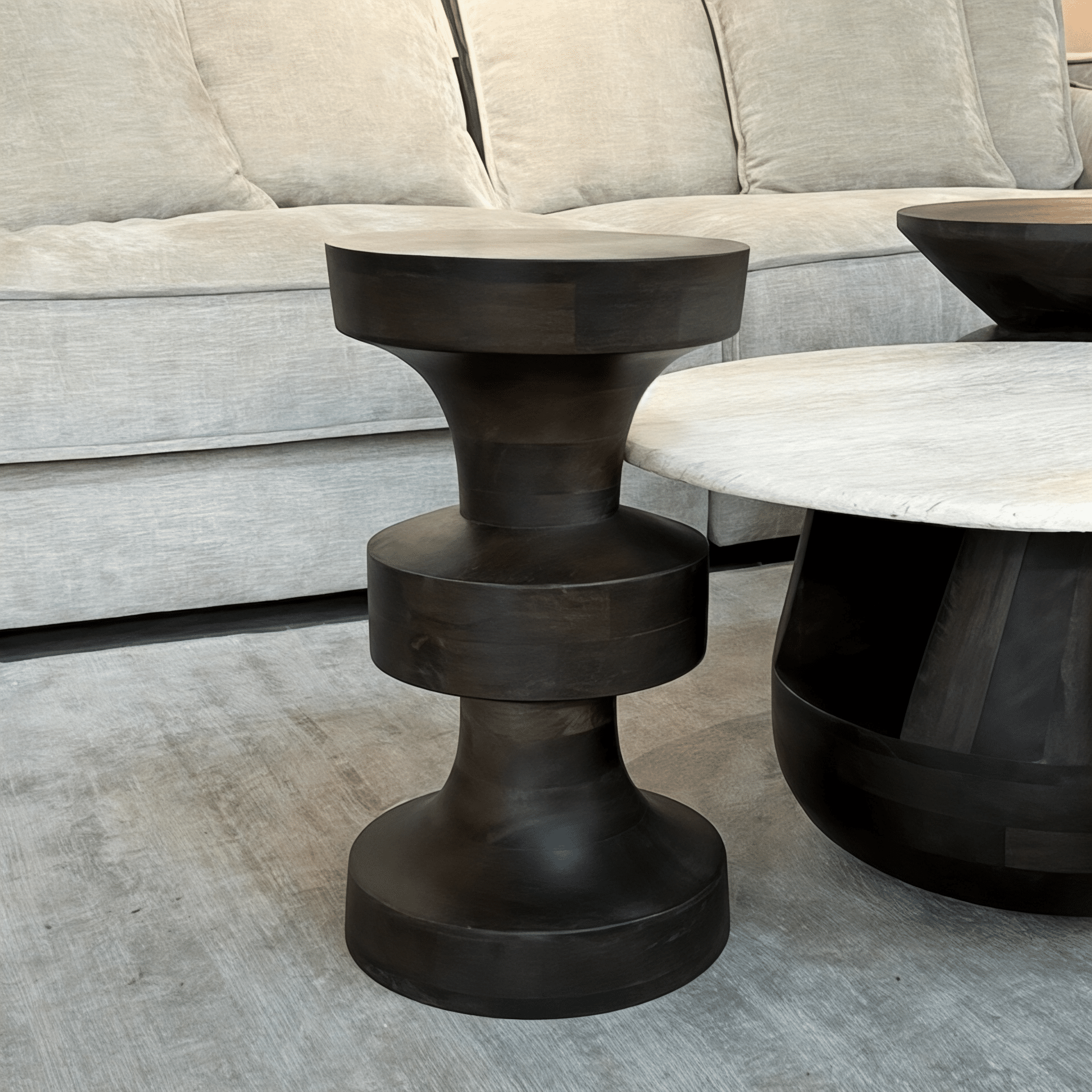 שולחן צד מנגו סטול דיזיין צר דגם שאנטי