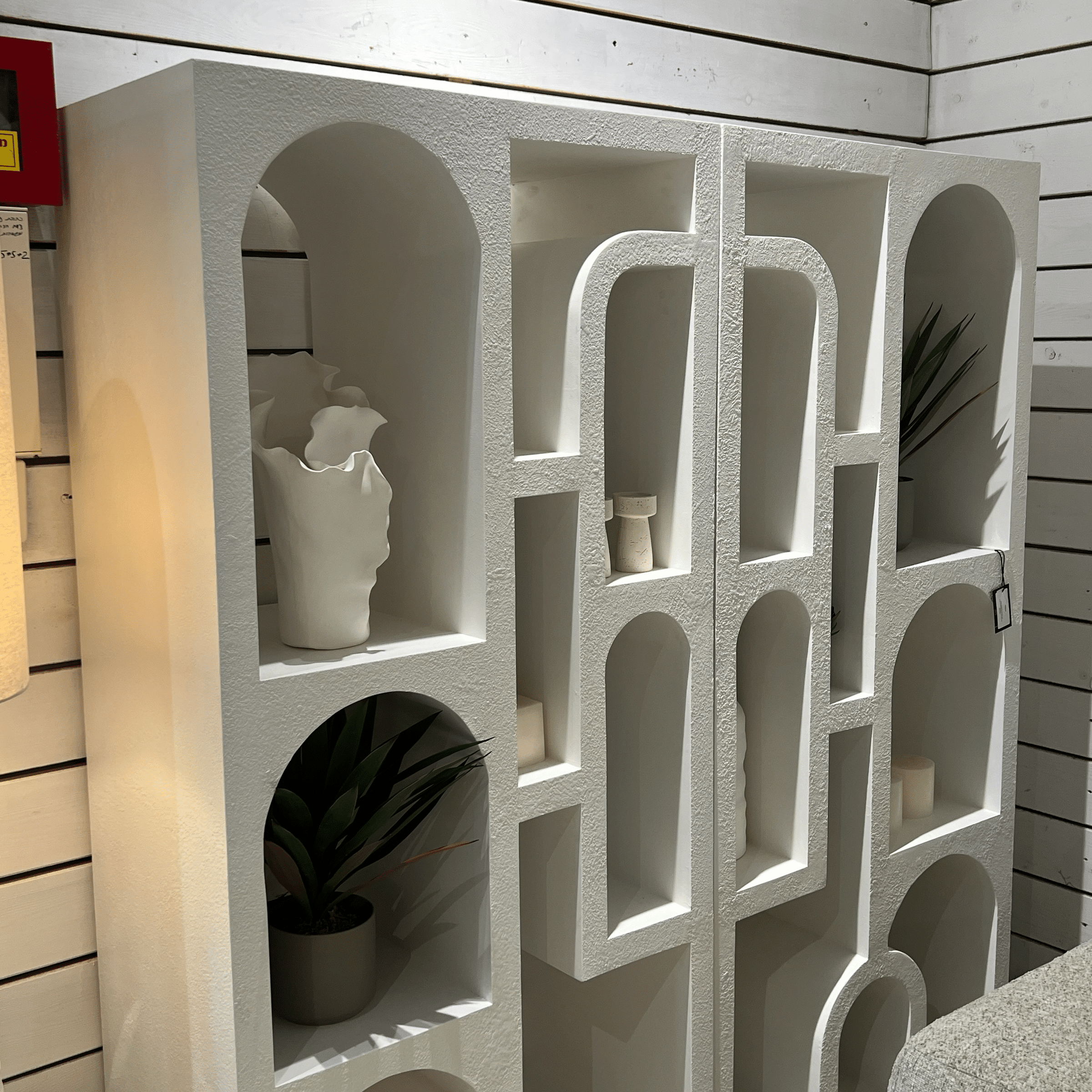 יחידת מדפים גבוהה סהרה בטון חלולה דגם שאנטי יחידת מדפים גבוהה סהרה בטון חלולה דגם שאנטי