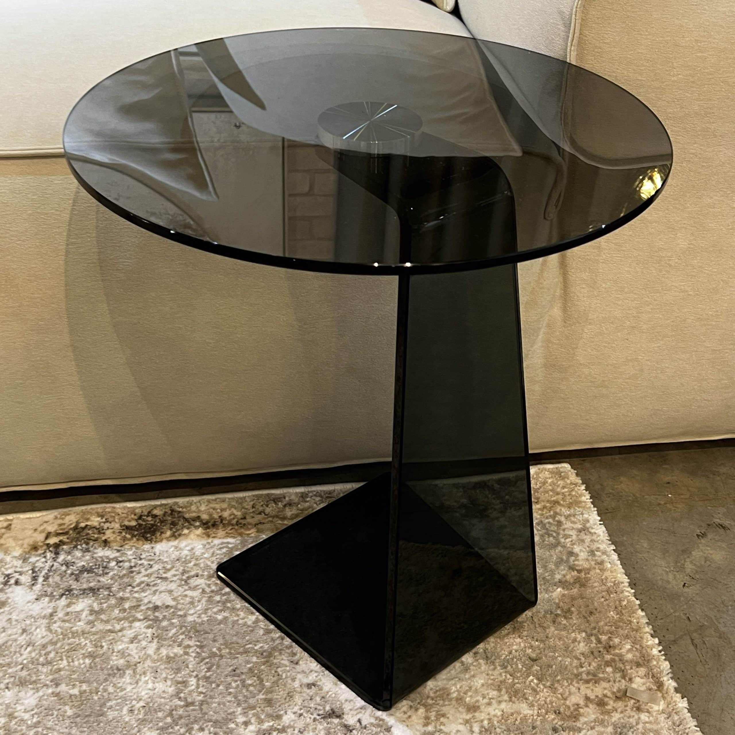 שולחן צד | נשכן עגול יוקרתי זכוכית מחוסמת אפורה דגם פלור - מכירה מוקדמת | מלאי מגיע 25.10.25 שולחן צד | נשכן עגול יוקרתי זכוכית מחוסמת אפורה דגם פלור - מכירה מוקדמת | מלאי מגיע 25.10.25