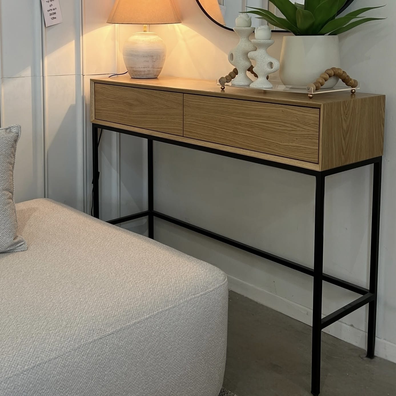 קונסולה דגם שרתון אלון טבעי - מלאי