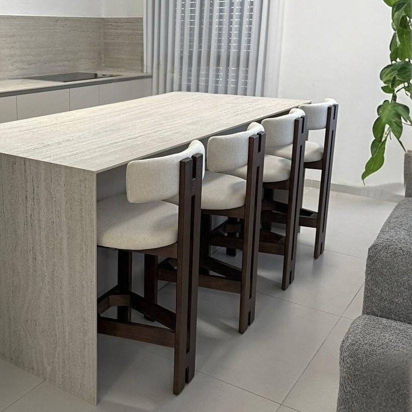 כסא בר פאלם אריג אבן רגל עץ אגוז דגם סופיטל