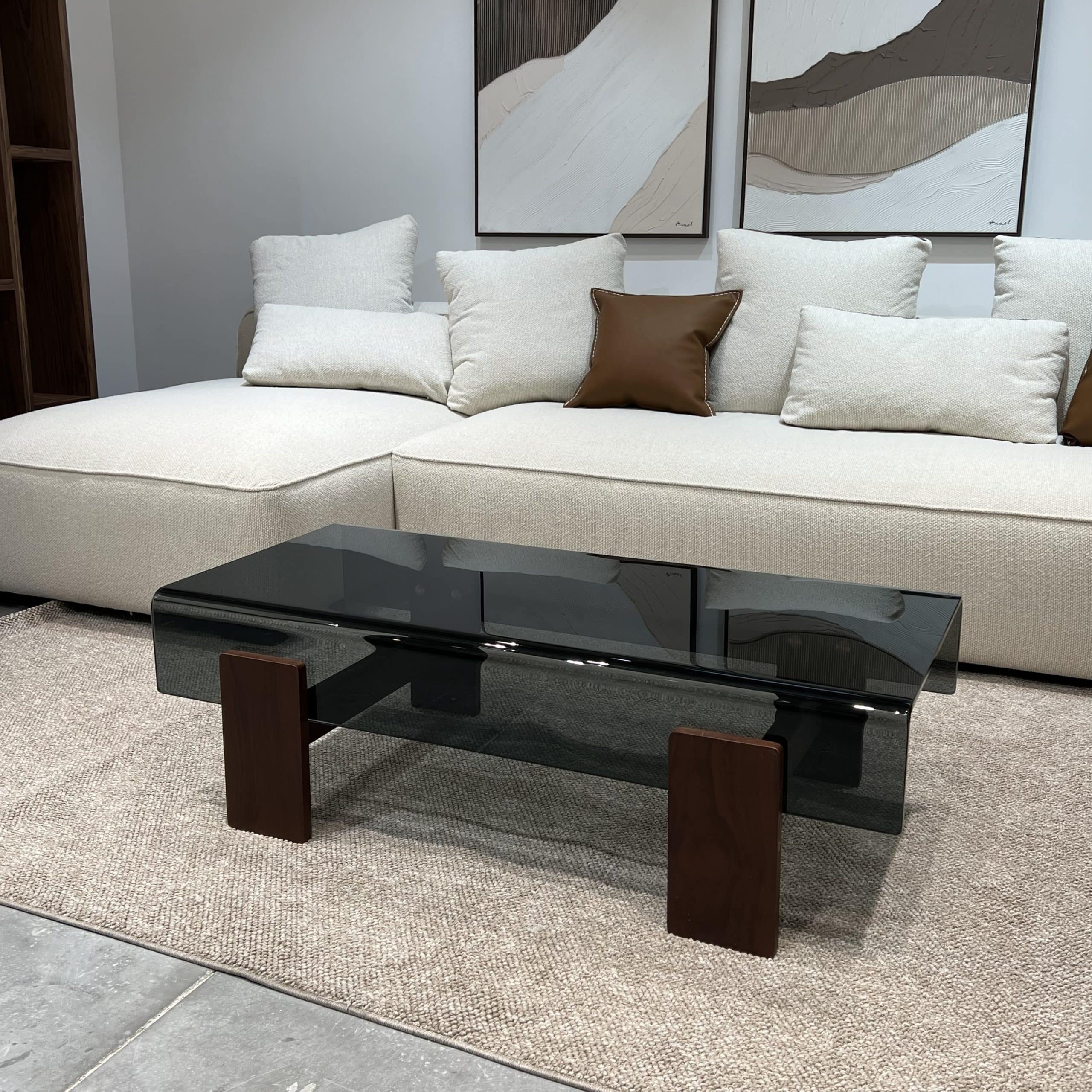 שולחן סלון יוקרתי מלבני זכוכית אפורה רגלי עץ דגם פלור שולחן סלון יוקרתי מלבני זכוכית אפורה רגלי עץ דגם פלור