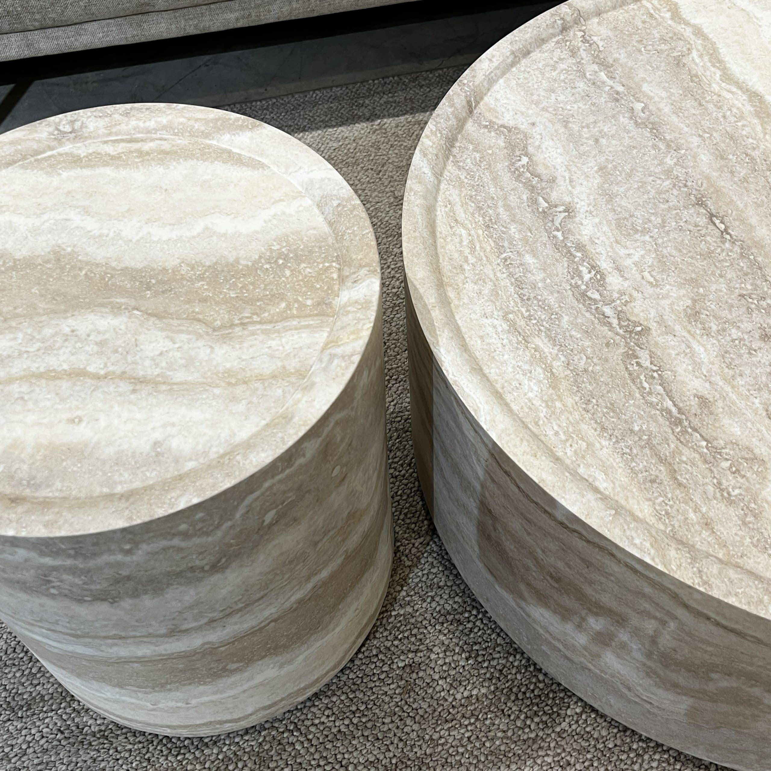 סט שולחנות סלון עגולים מעוצבים טרוורטין דגם סופיטל- הזמנה מוקדמת | מלאי מגיע 25.10.25 סט שולחנות סלון עגולים מעוצבים טרוורטין דגם סופיטל- הזמנה מוקדמת | מלאי מגיע 25.10.25