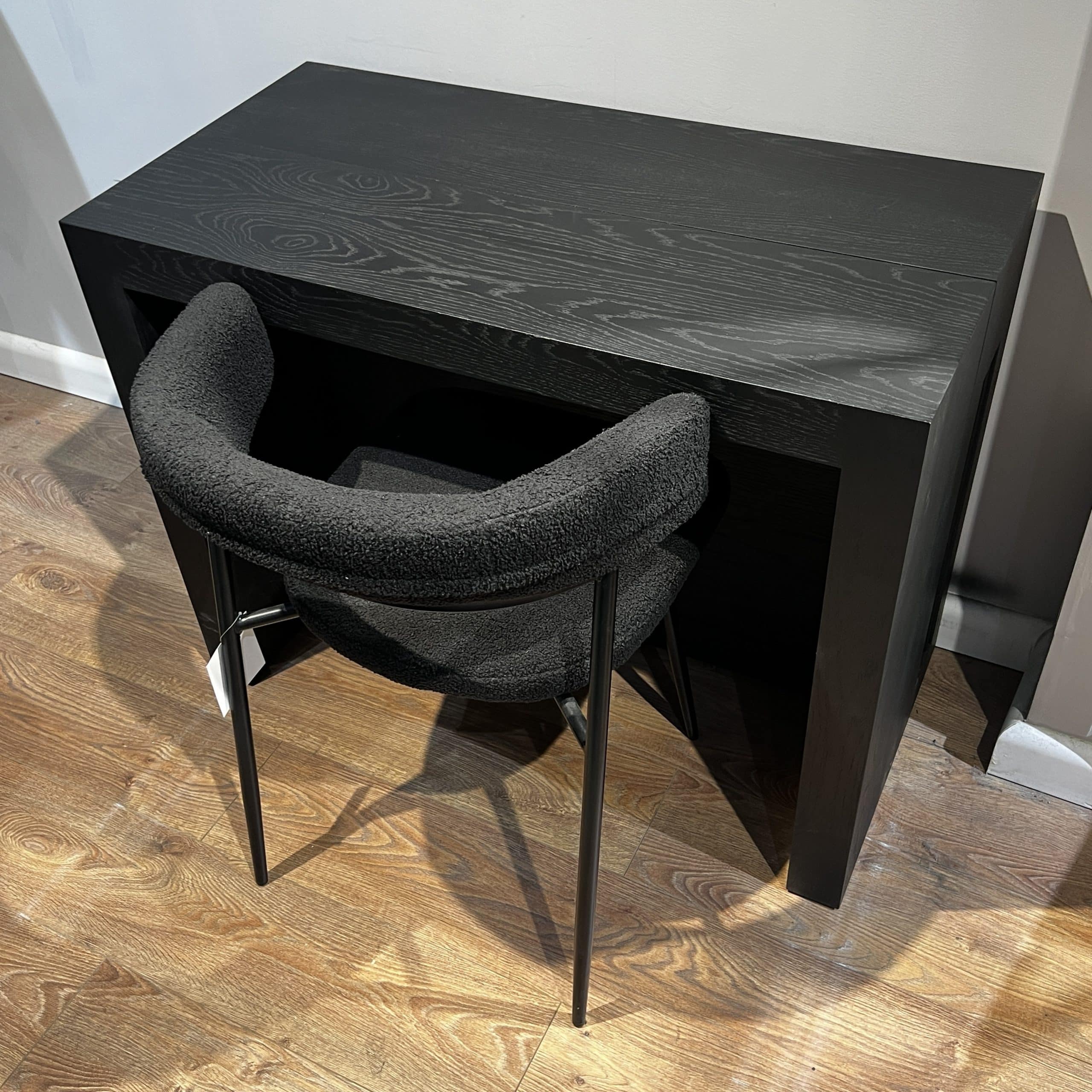 כסא יוקרתי דגם אלמה בוקלה שחור - אחרון מתצוגה! כסא יוקרתי דגם אלמה בוקלה שחור - אחרון מתצוגה!