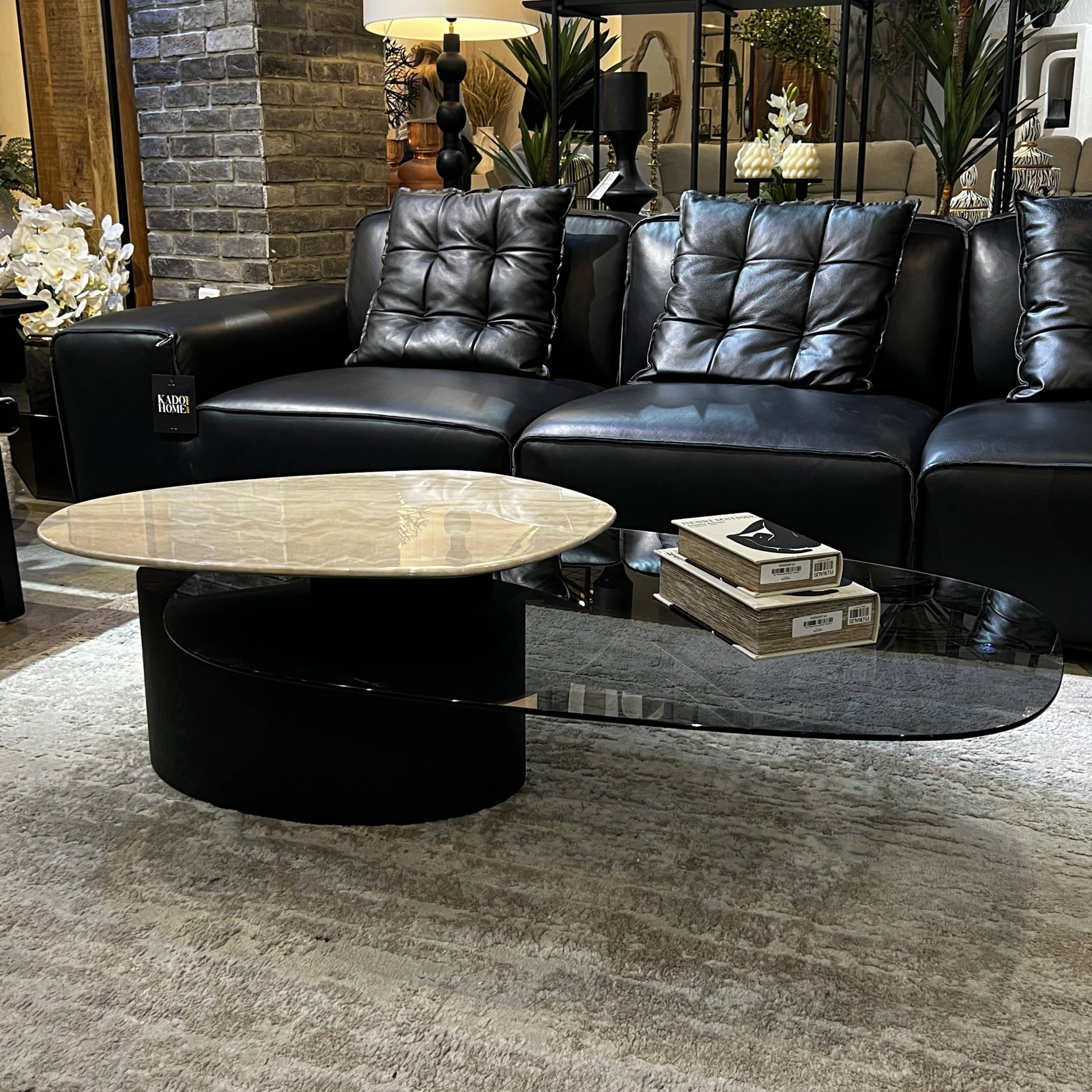 שולחן סלון ויוו זכוכית שחורה פלטה טרוורטין נשלפת דגם סופיטל - limited edition! שולחן סלון ויוו זכוכית שחורה פלטה טרוורטין נשלפת דגם סופיטל - limited edition!