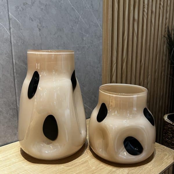 כלי זכוכית מעוצב ניוד נקודות שחורות דגם איקו