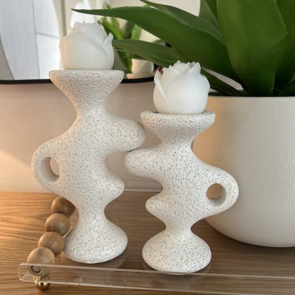 פמוט קרמיקה לבן אמורפי דגם איקו