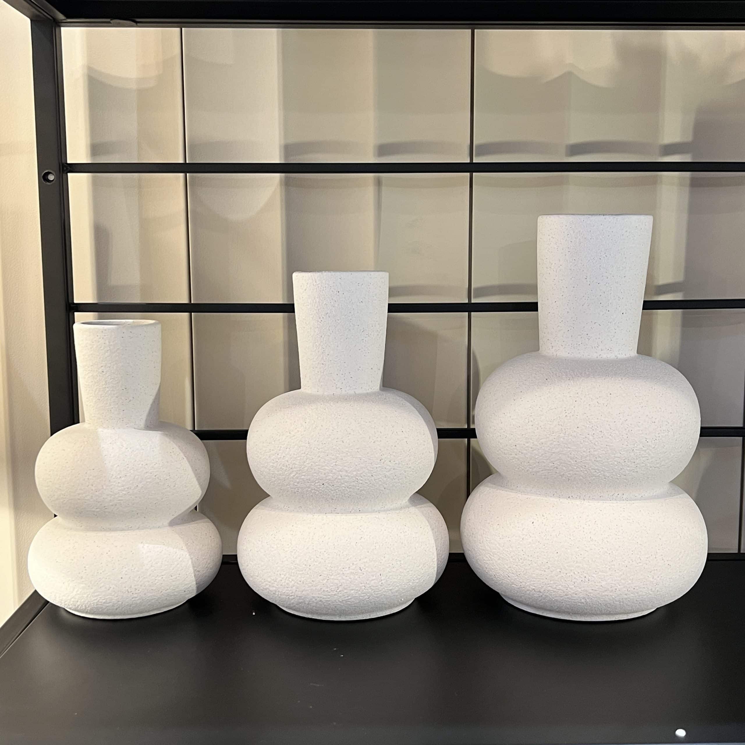 כד קרמיקה לבן בסיס עגול כפול דגם איקו כד קרמיקה לבן בסיס עגול כפול דגם איקו