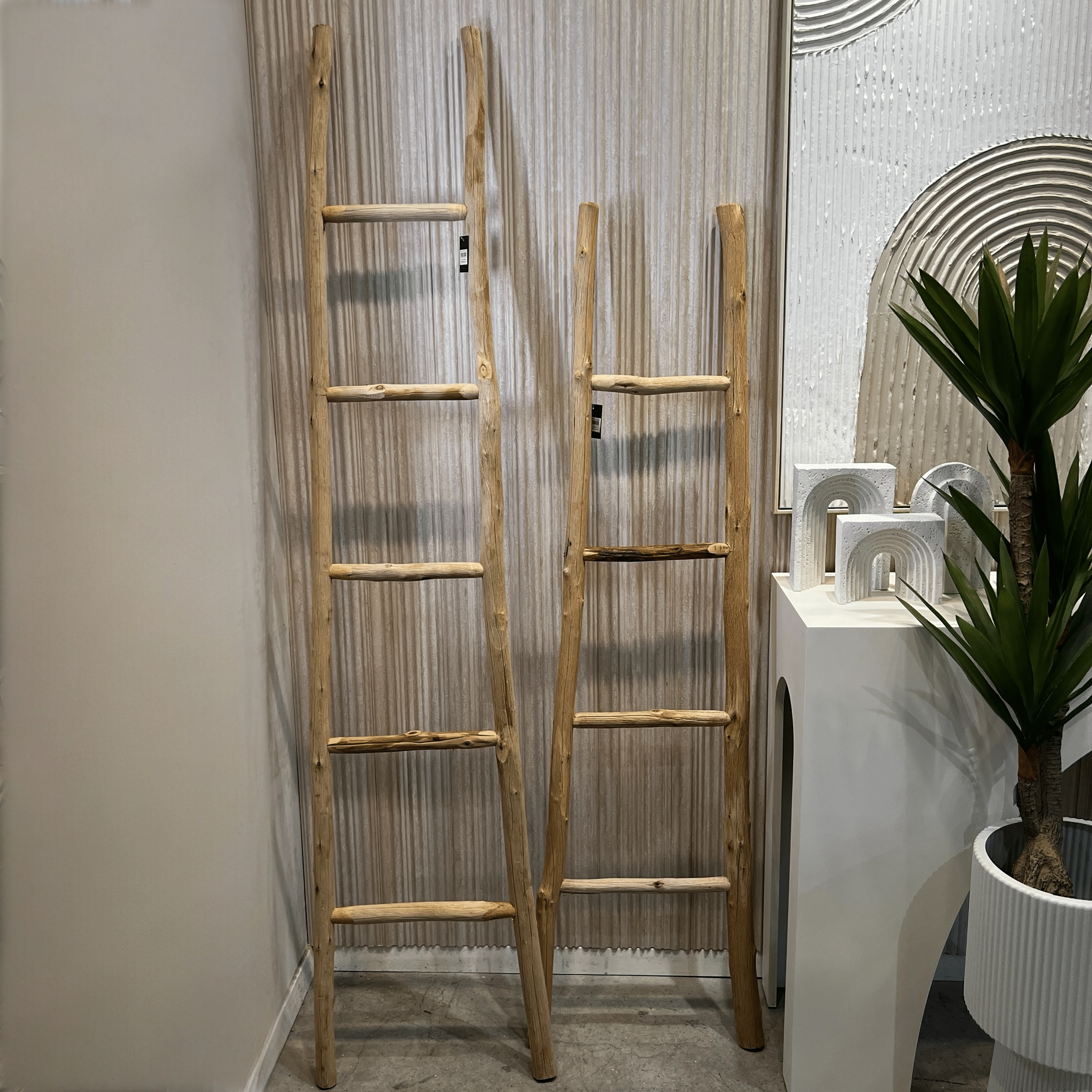 סולם מיוחד עץ שלבים דגם איקו סולם מיוחד עץ שלבים דגם איקו