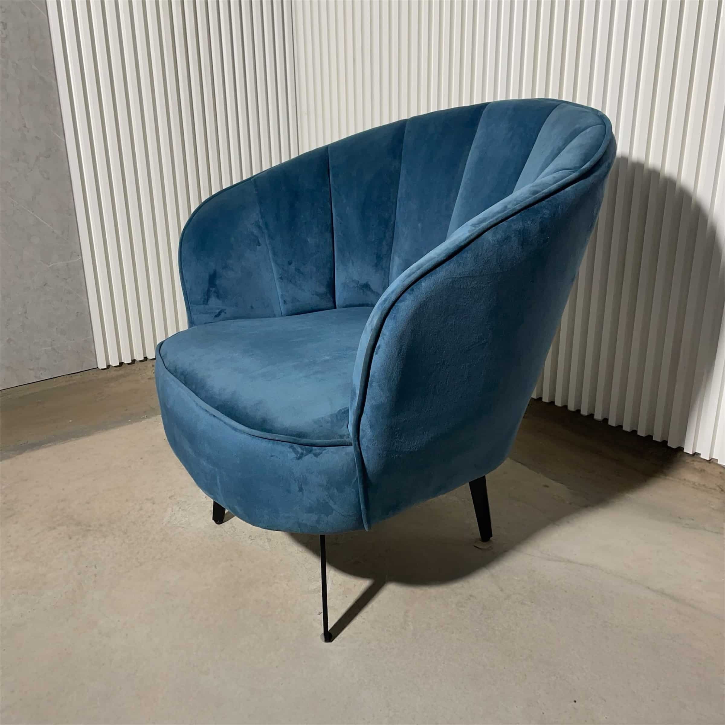 כורסא מעוצבת דגם צדף כחול קטיפה - חיסול! כורסא מעוצבת דגם צדף כחול קטיפה - חיסול!