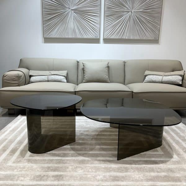 שולחן סלון עגול רגל U זכוכית מחוסמת חומה דגם פלור -הזמנה מוקדמת | מלאי מתחדש 25.10.25