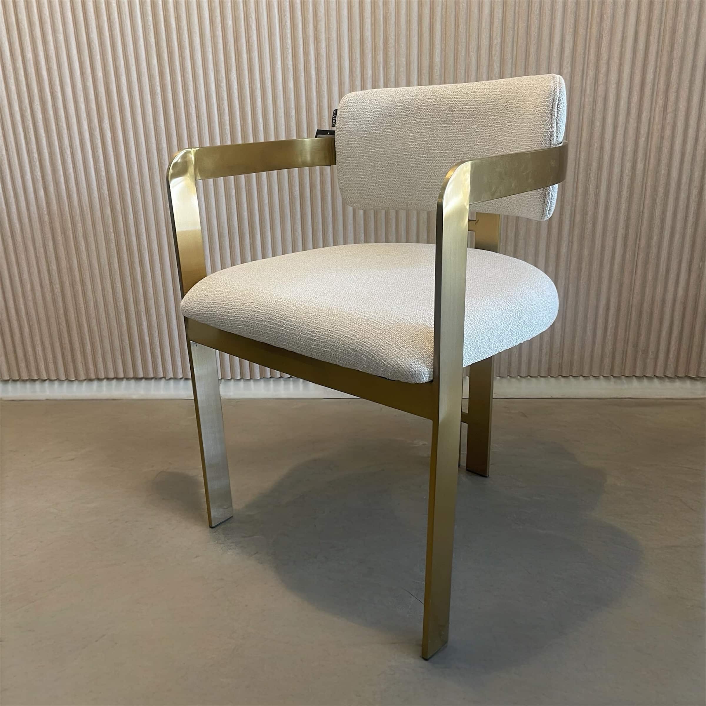 כסא אוכל יוקרתי רגל זהב בד אריג דגם מנדי