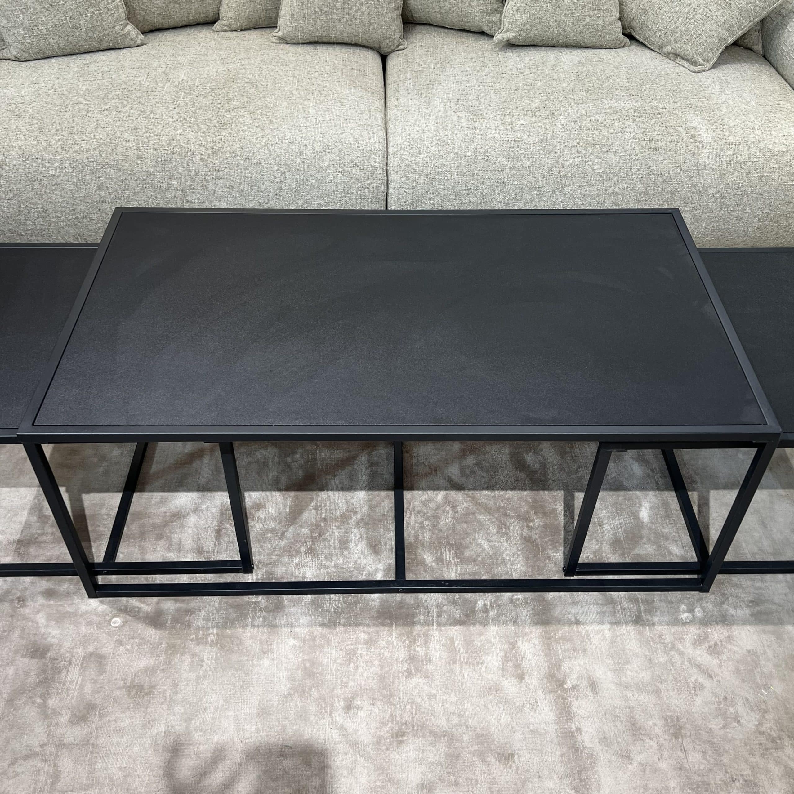 סט 3 שולחנות מעוצב שחור אמורפי דגם מוס - SALE סט 3 שולחנות מעוצב שחור אמורפי דגם מוס - SALE