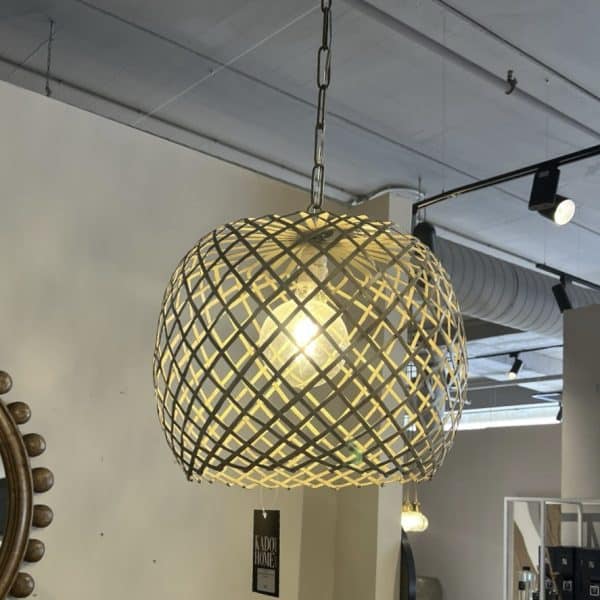 מנורה תליה מעוצבת זהב דגם אמבסדור