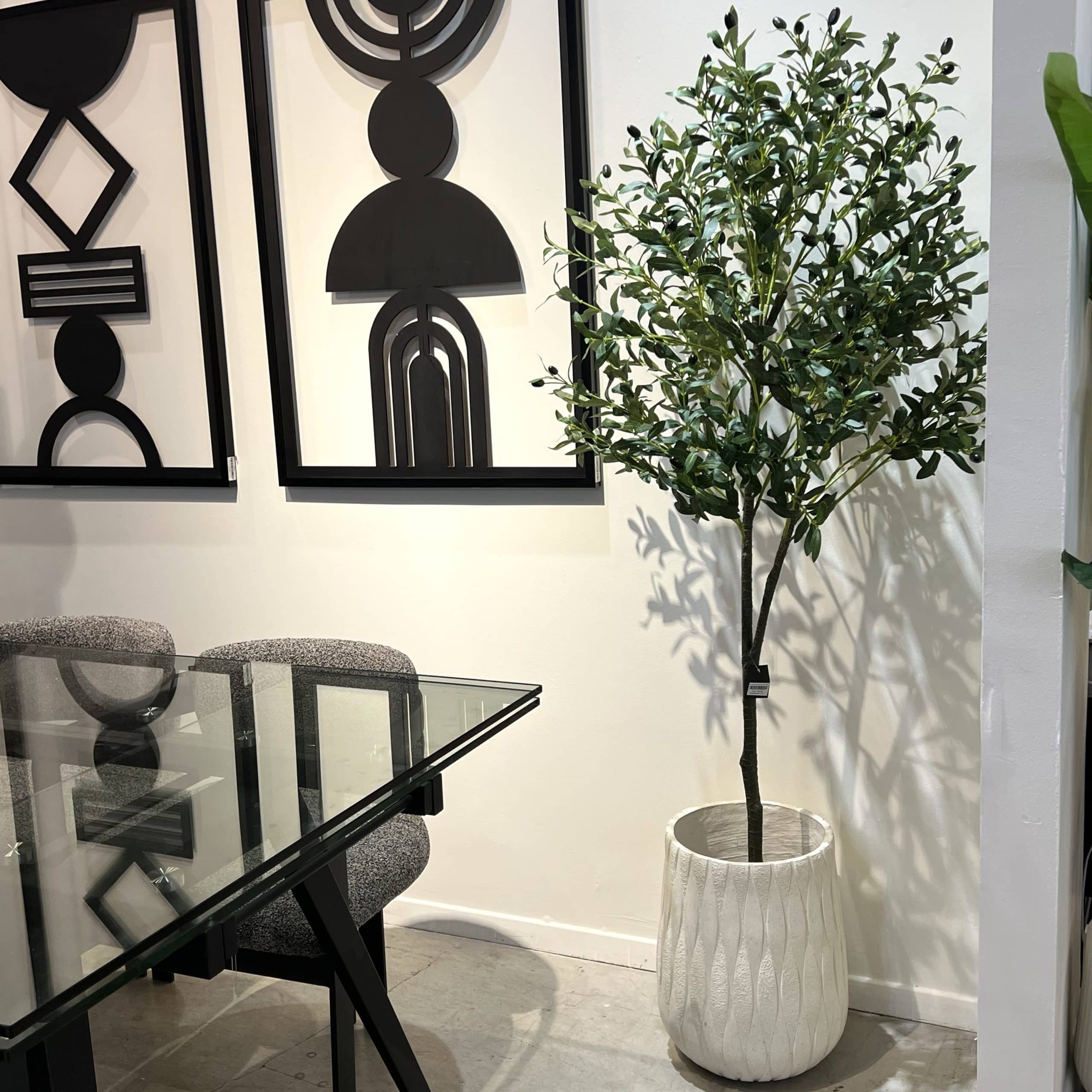 עץ עציץ זית ירוק גובה 170 דגם איקו עץ עציץ זית ירוק גובה 170 דגם איקו