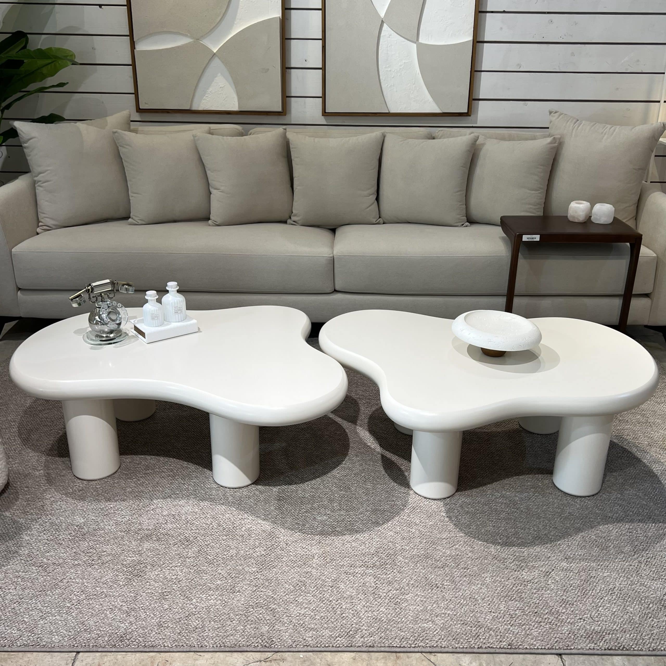 שולחן סלון מעוצב שמנת אמורפי דגם איקו- במלאי מוגבל! שולחן סלון מעוצב שמנת אמורפי דגם איקו- במלאי מוגבל!