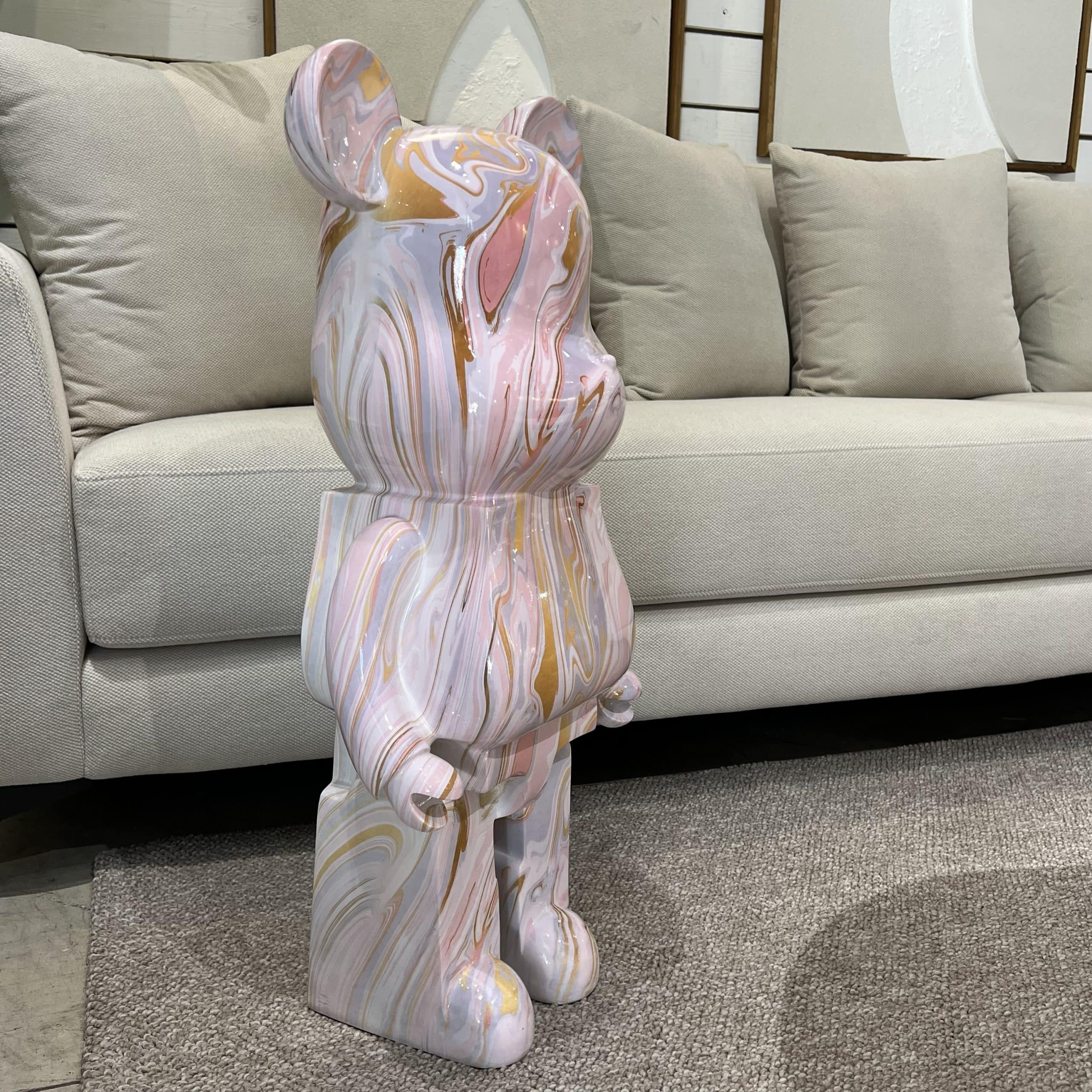 פסל דובי צבעוני מעוצב לבן ורוד דגם איקו פסל דובי צבעוני מעוצב לבן ורוד דגם איקו