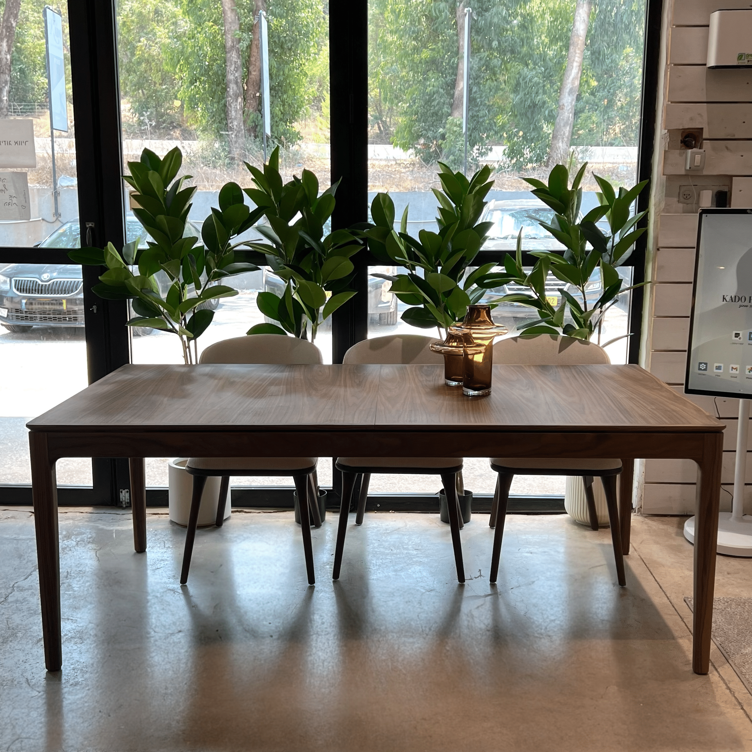 שולחן פינת אוכל מעוצב דגם ריי | בעיצוב אישי