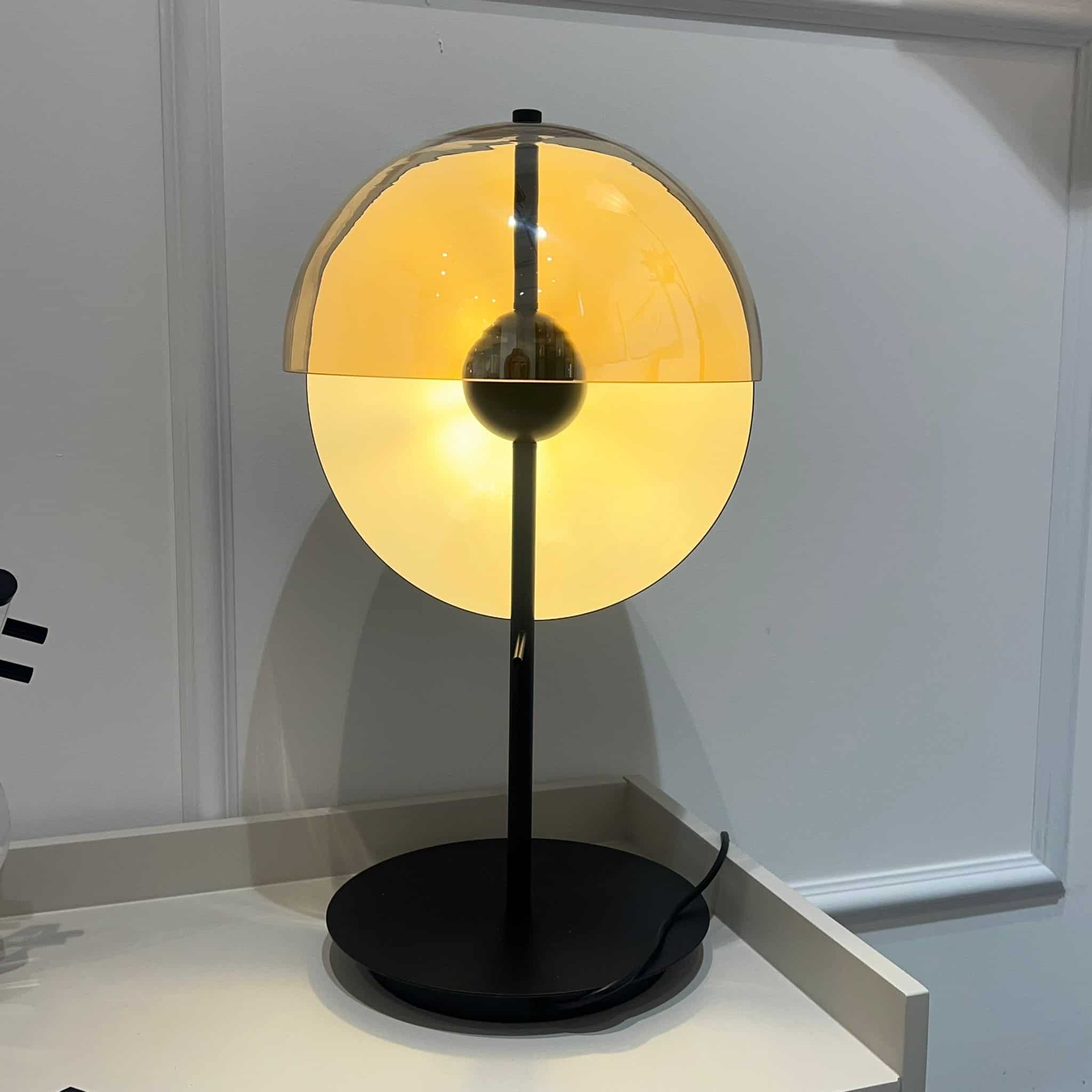 מנורה שולחן יוקרתית כובע זכוכית אפור דגם פלור מנורה שולחן יוקרתית כובע זכוכית אפור דגם פלור