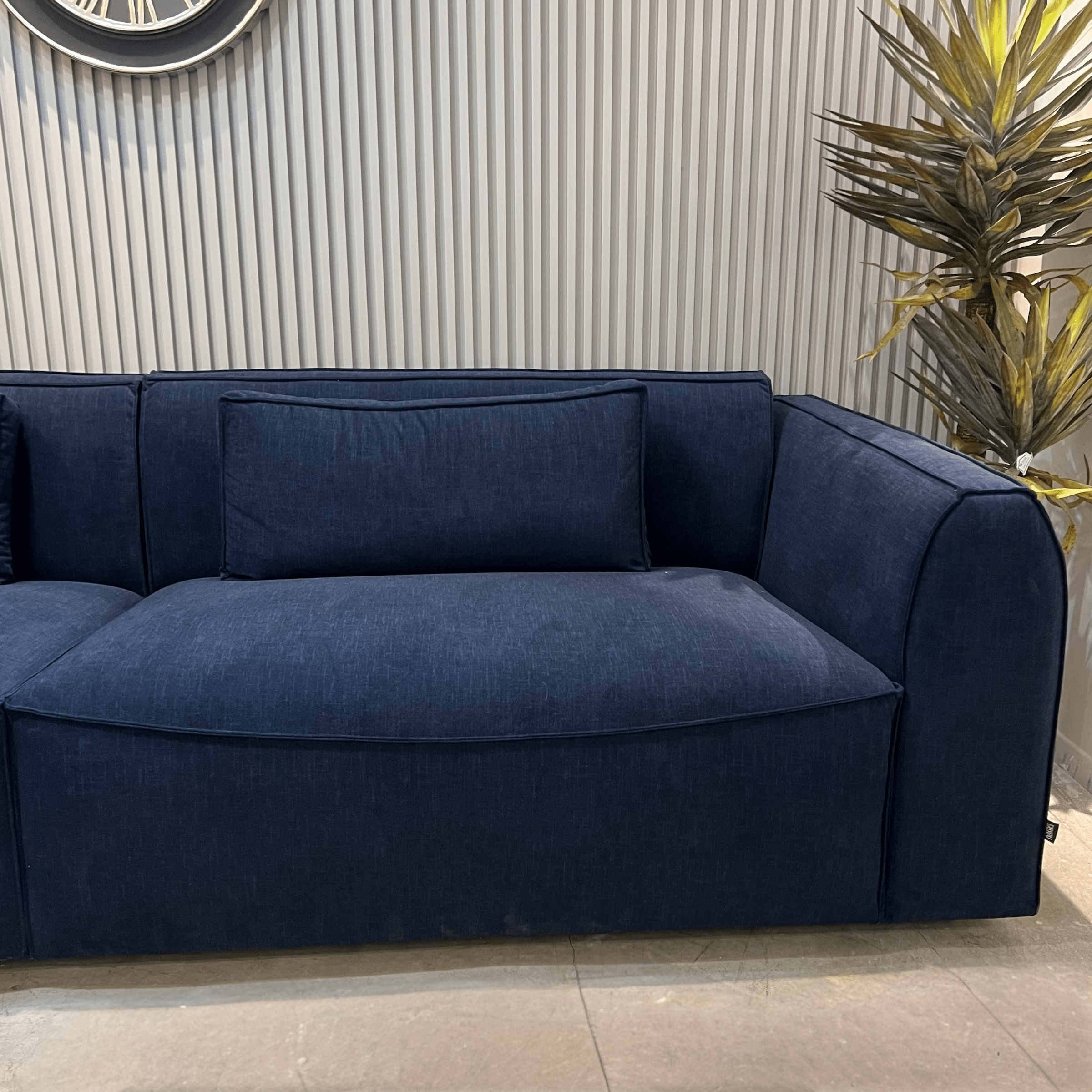 ספה מפנקת דגם בלו | בעיצוב אישי ספה מפנקת דגם בלו | בעיצוב אישי