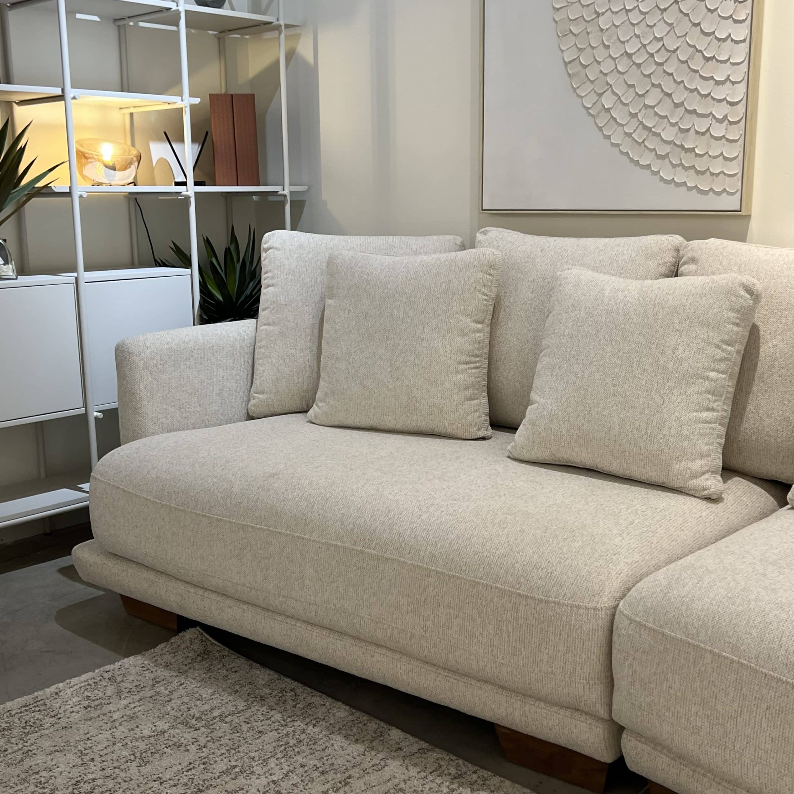 ספה מפנקת דגם קרול | בעיצוב אישי ספה מפנקת דגם קרול | בעיצוב אישי